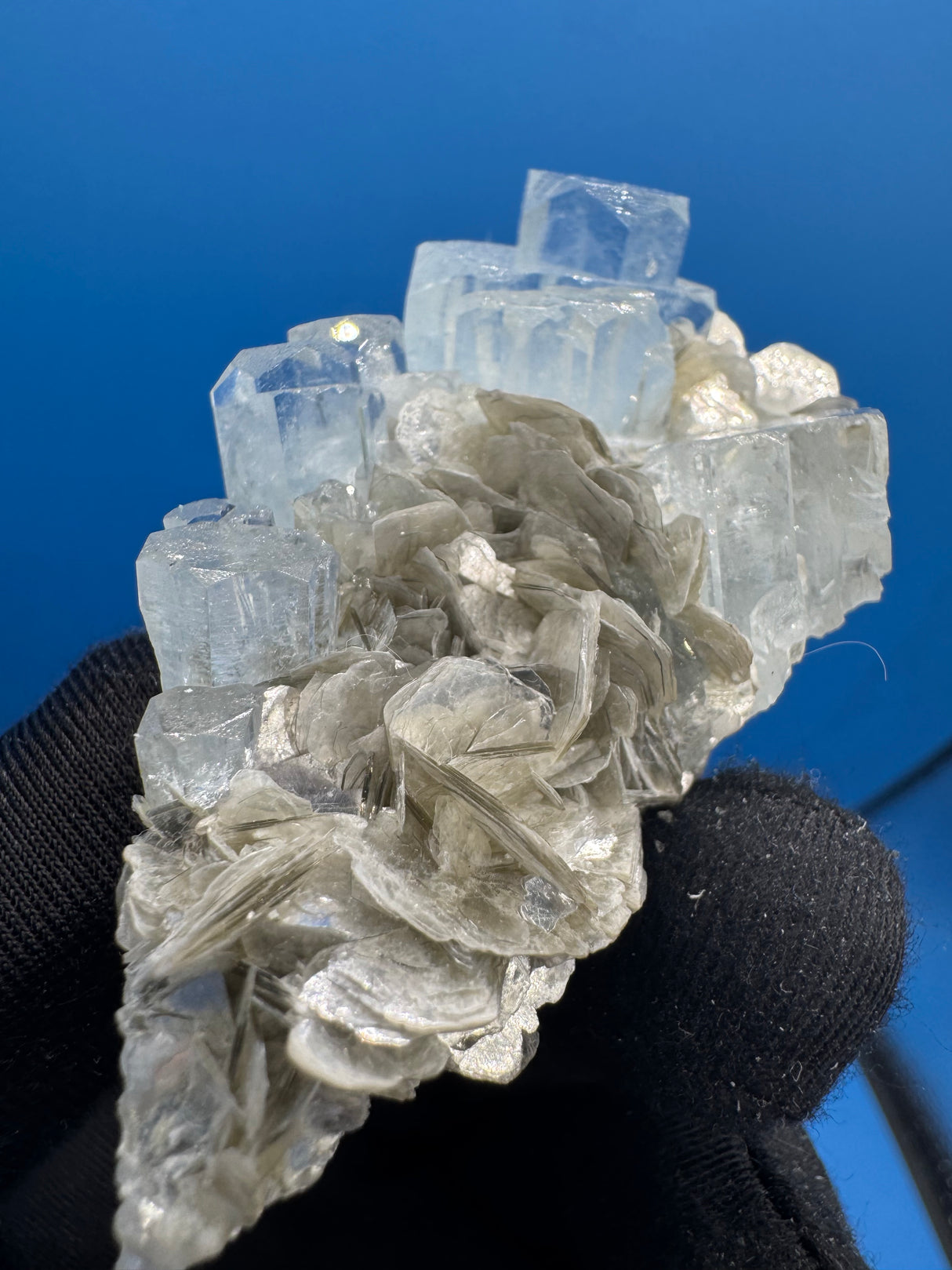 Aquamarine Specimen - 104g