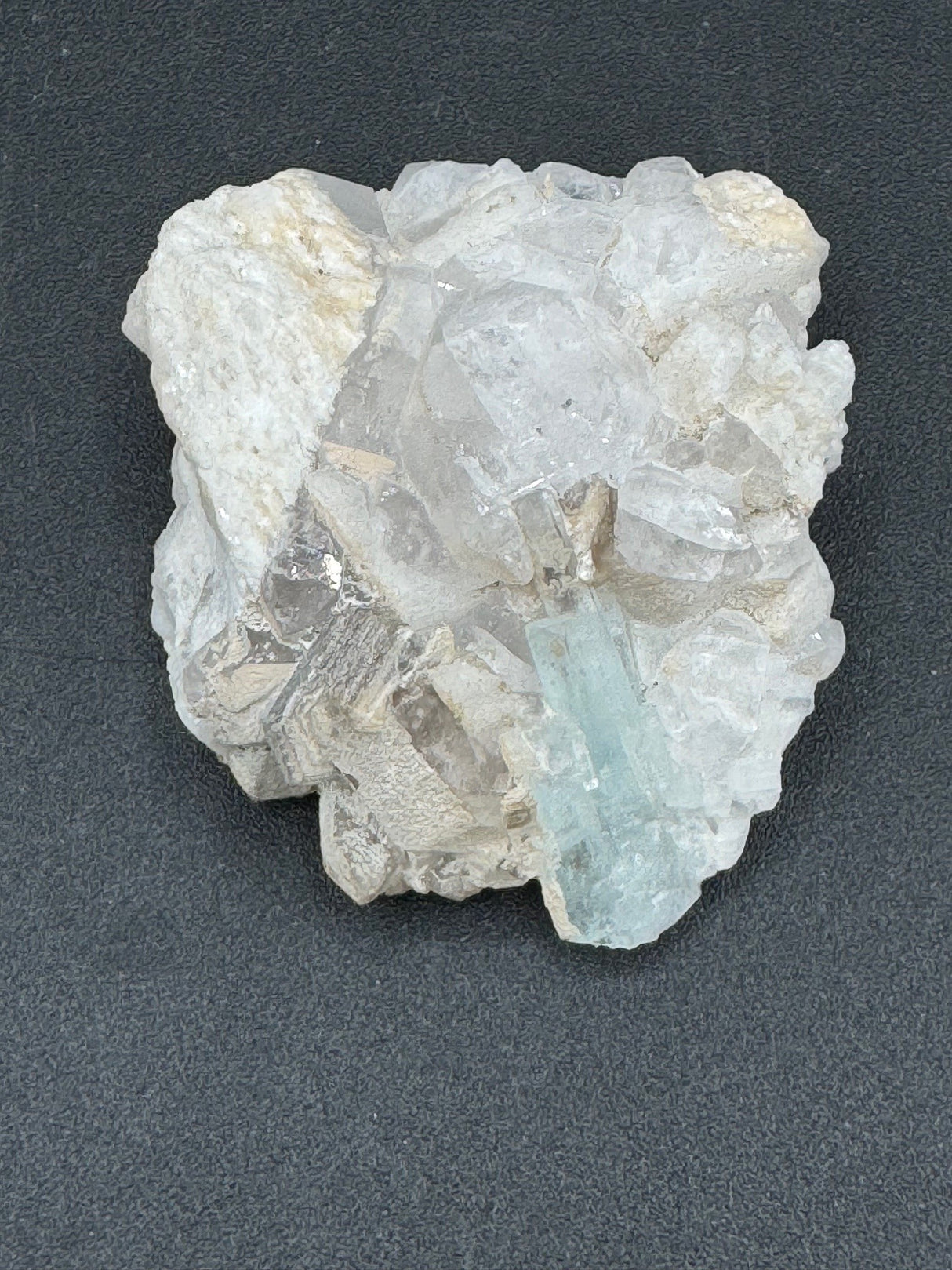 Aquamarine Specimen - 73g