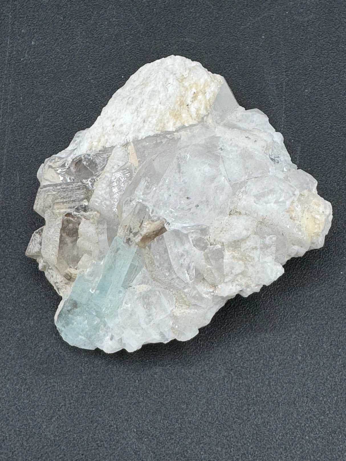 Aquamarine Specimen - 73g