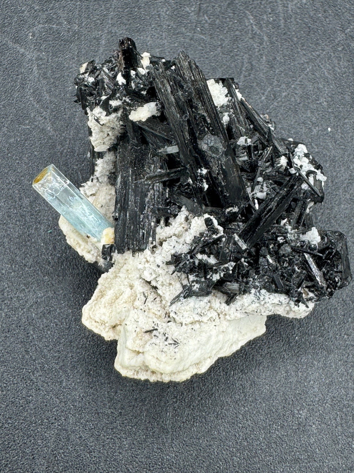 Aquamarine Specimen - 31g