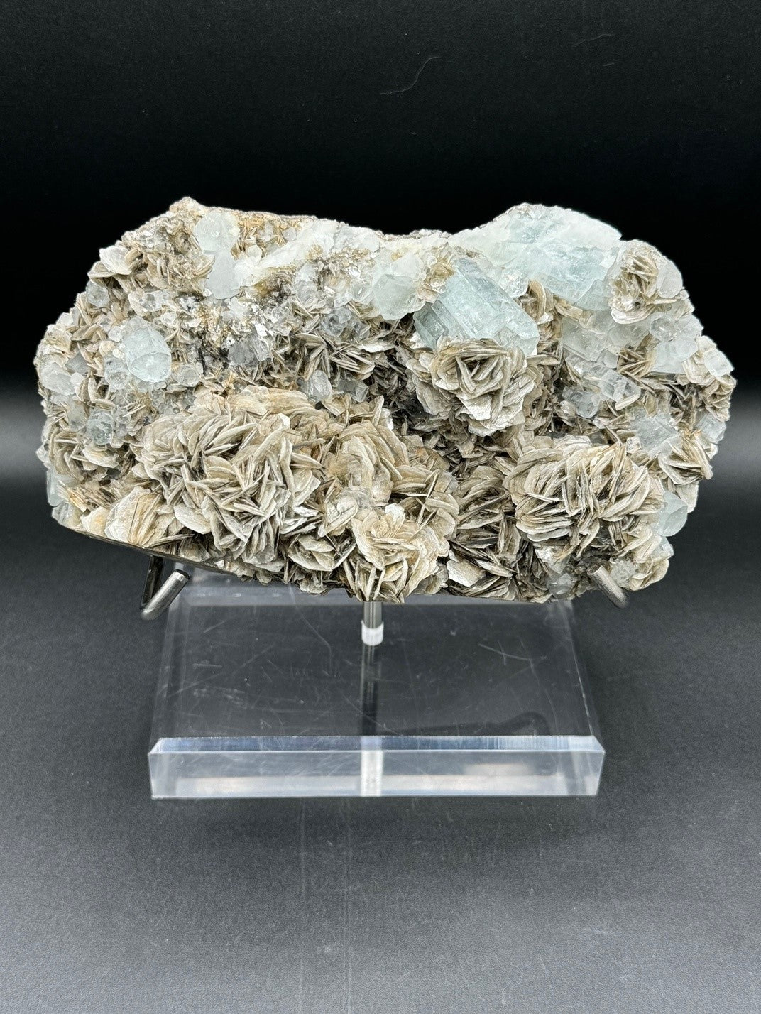 Aquamarine Specimen - 2001g