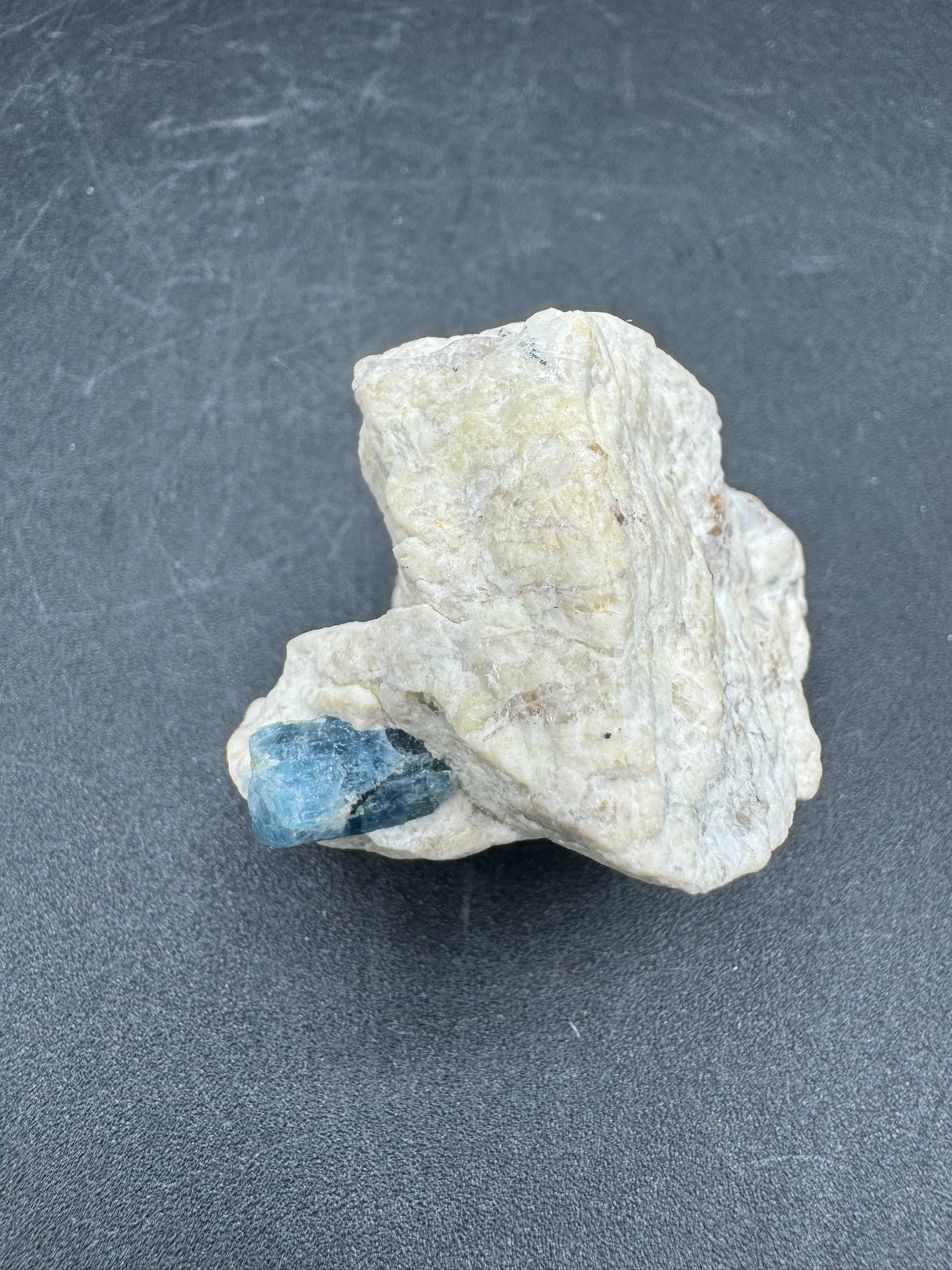 Aquamarine Specimen - 68g