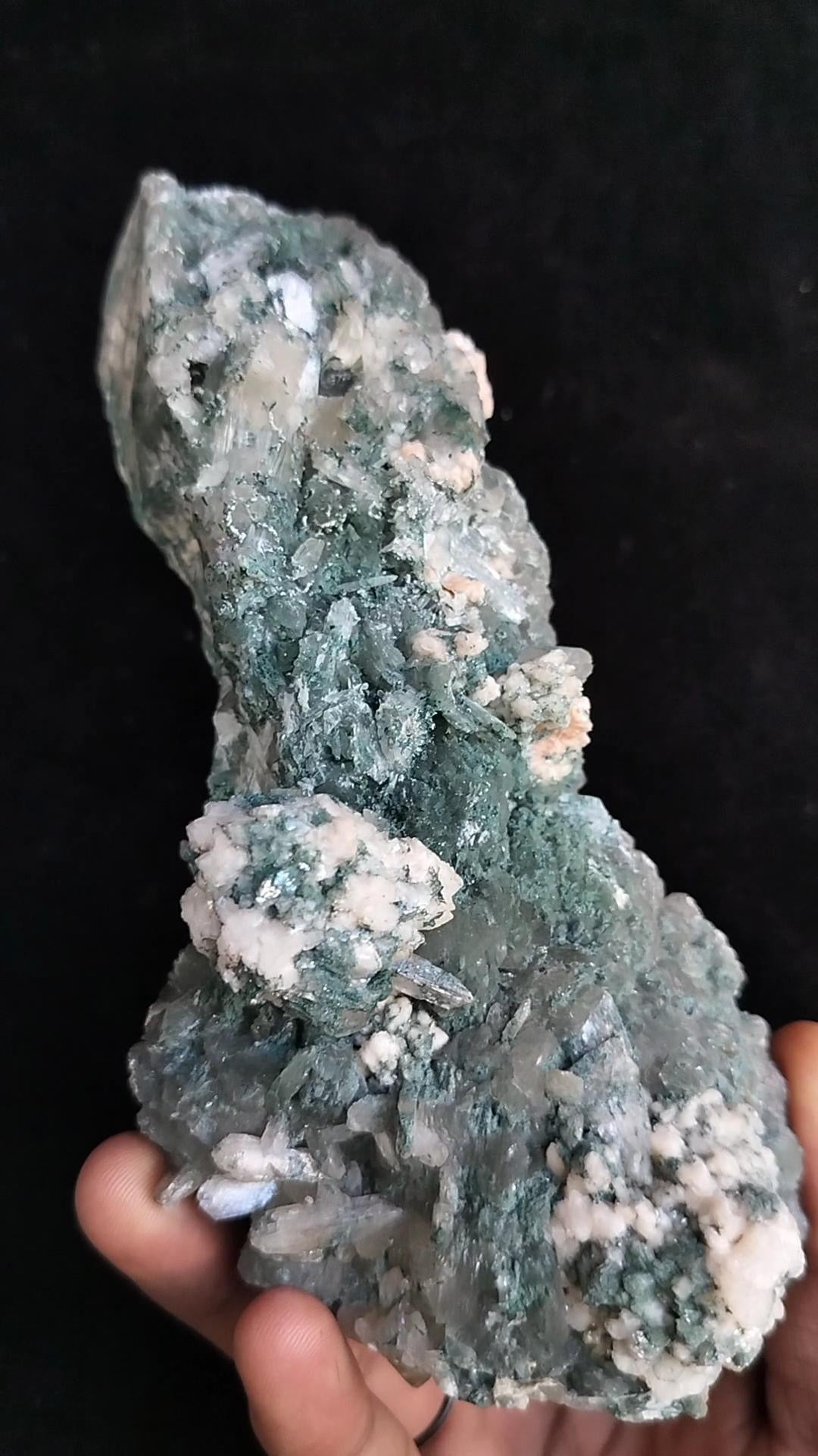Green Stilbite On Heilandite - 560g