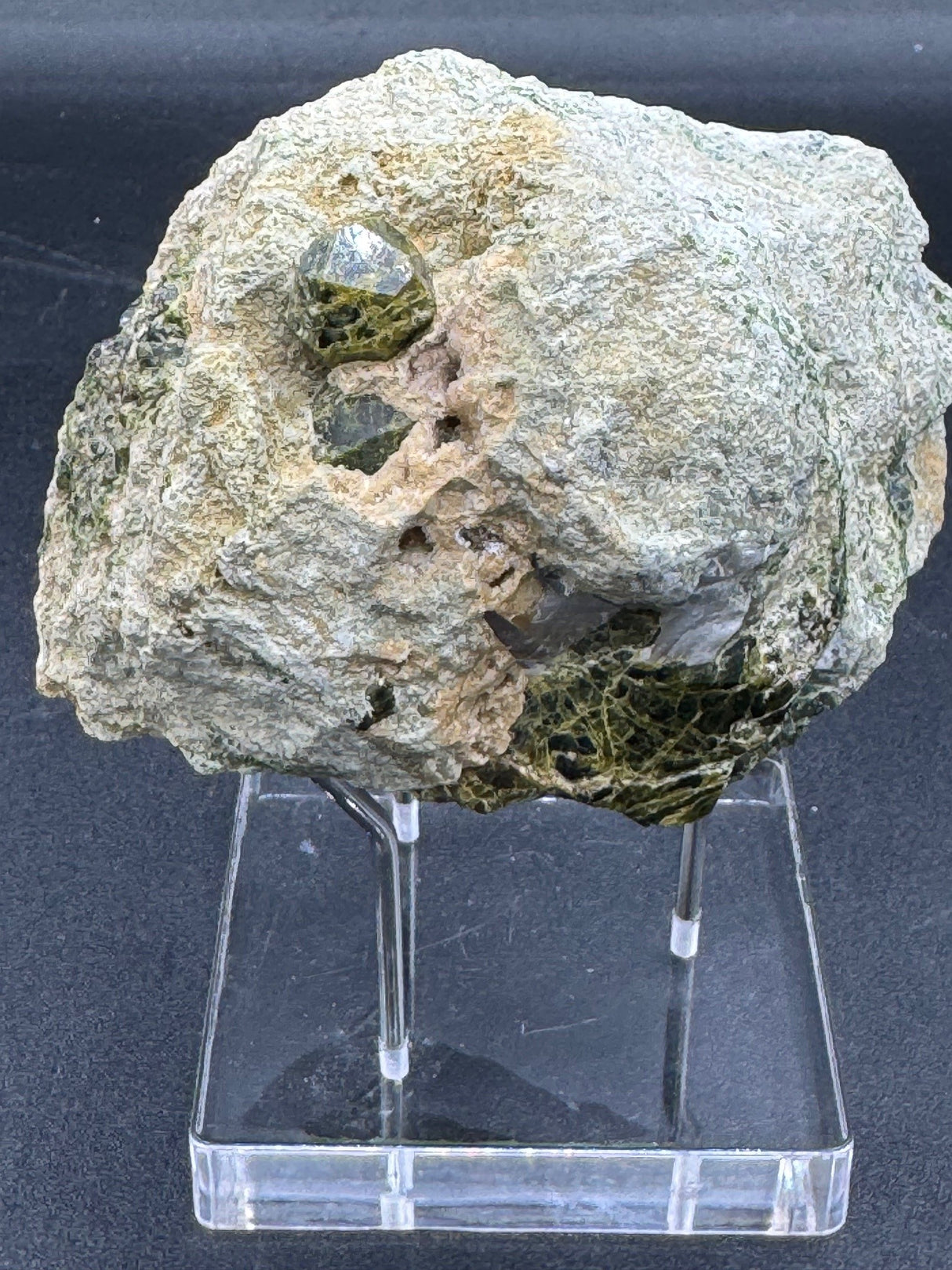 Green Garnet Specimen - 347g