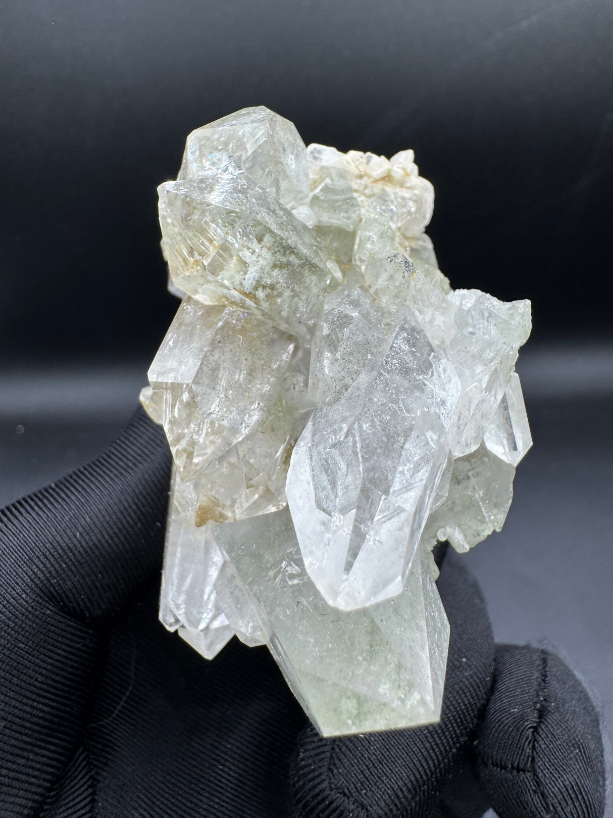 Quartz Cluster - 146g