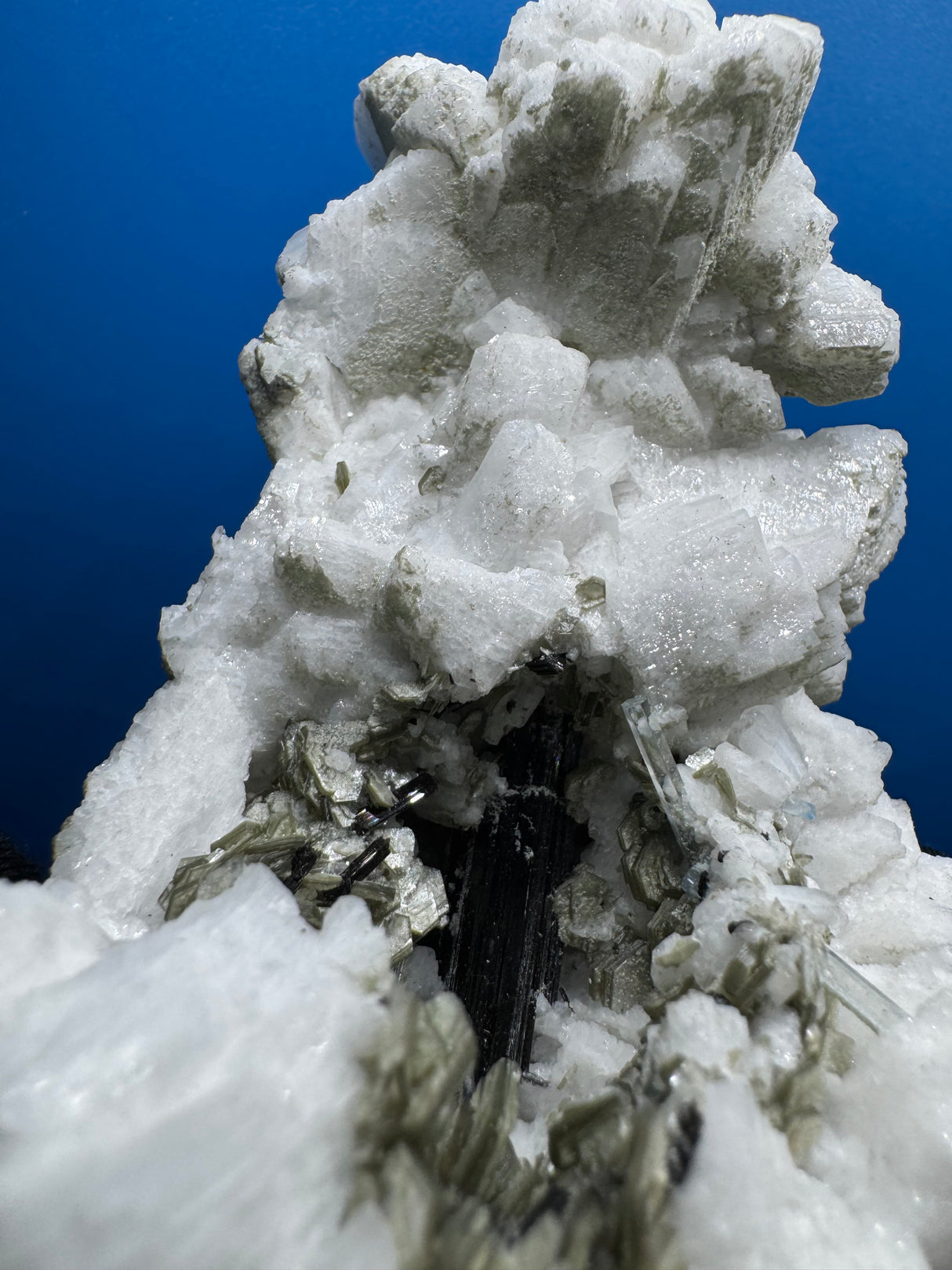 Black Tourmline and Aquarmarine Specimen - 426g