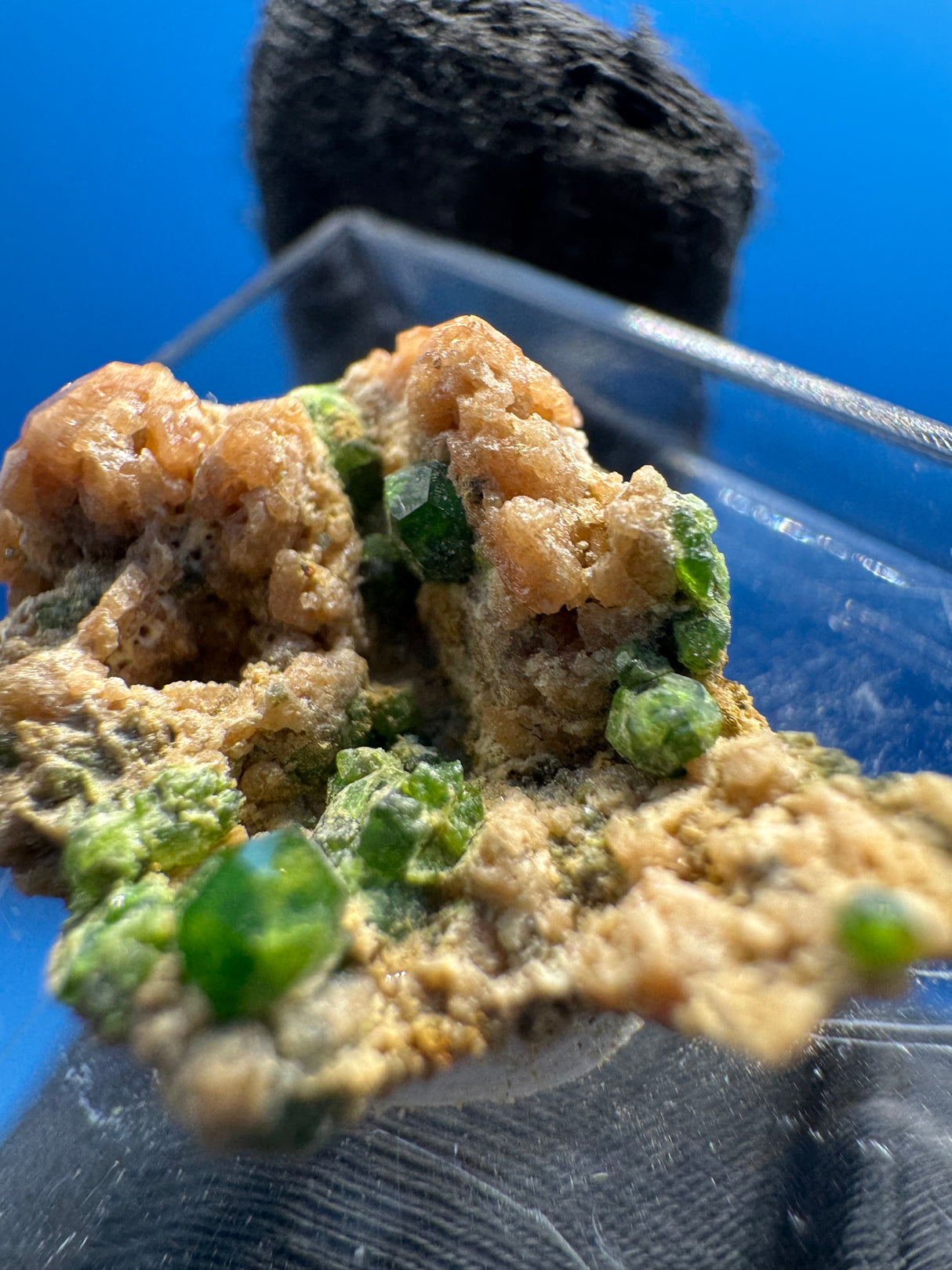 Garnet Specimen - 3g