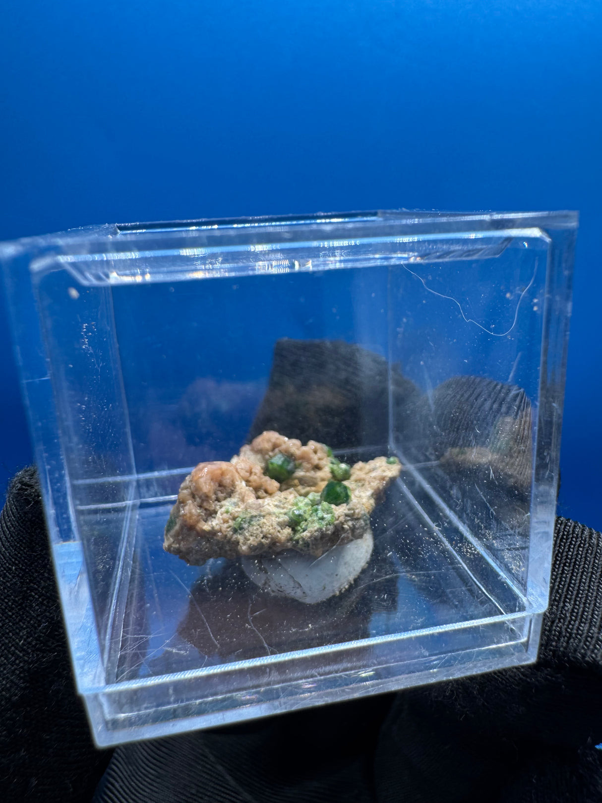 Garnet Specimen - 3g