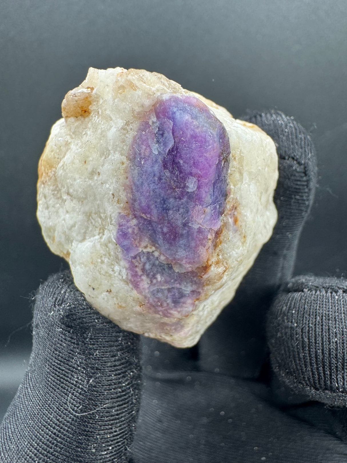 Hackmanite Specimen - 63g