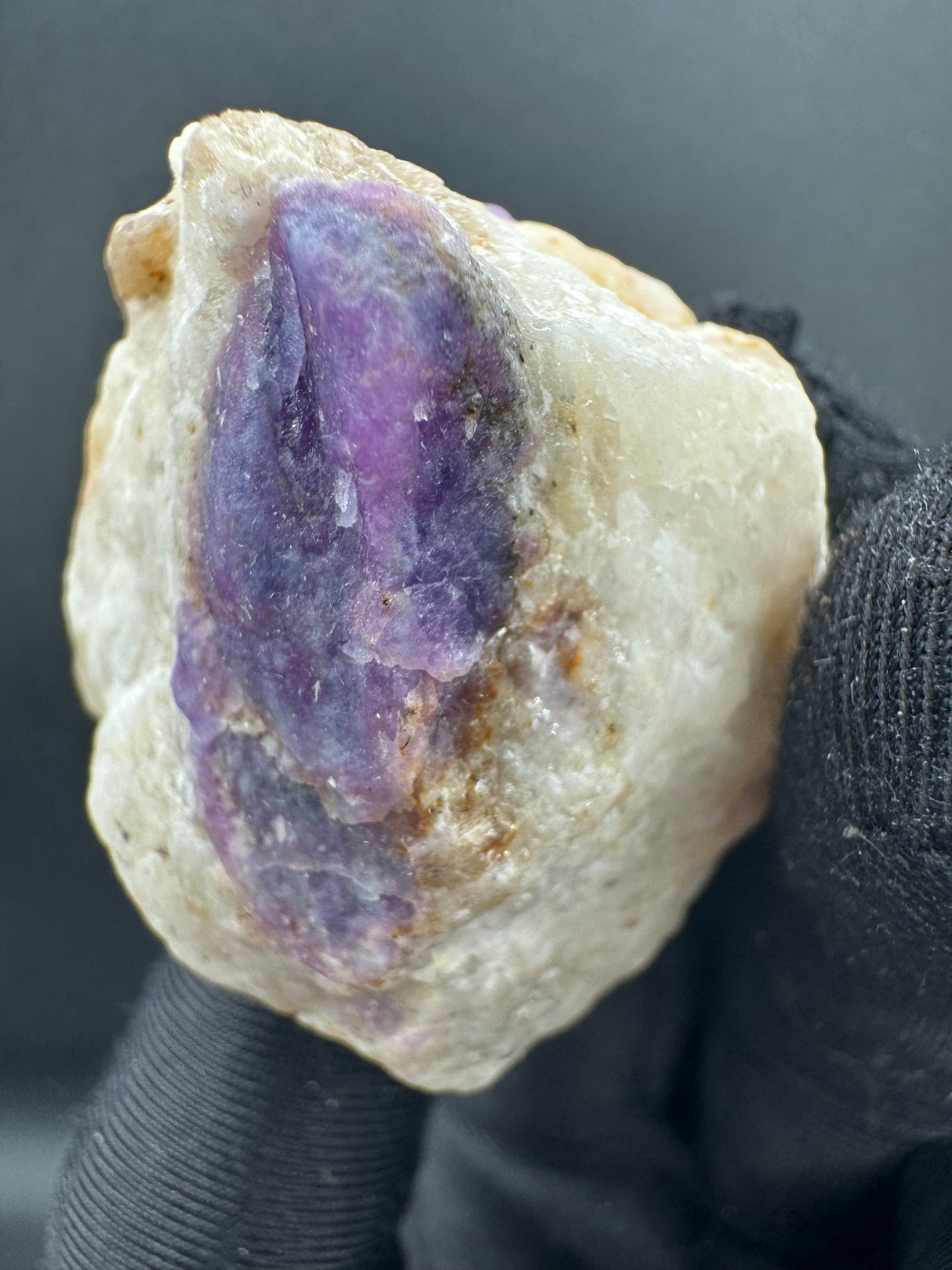 Hackmanite Specimen - 63g