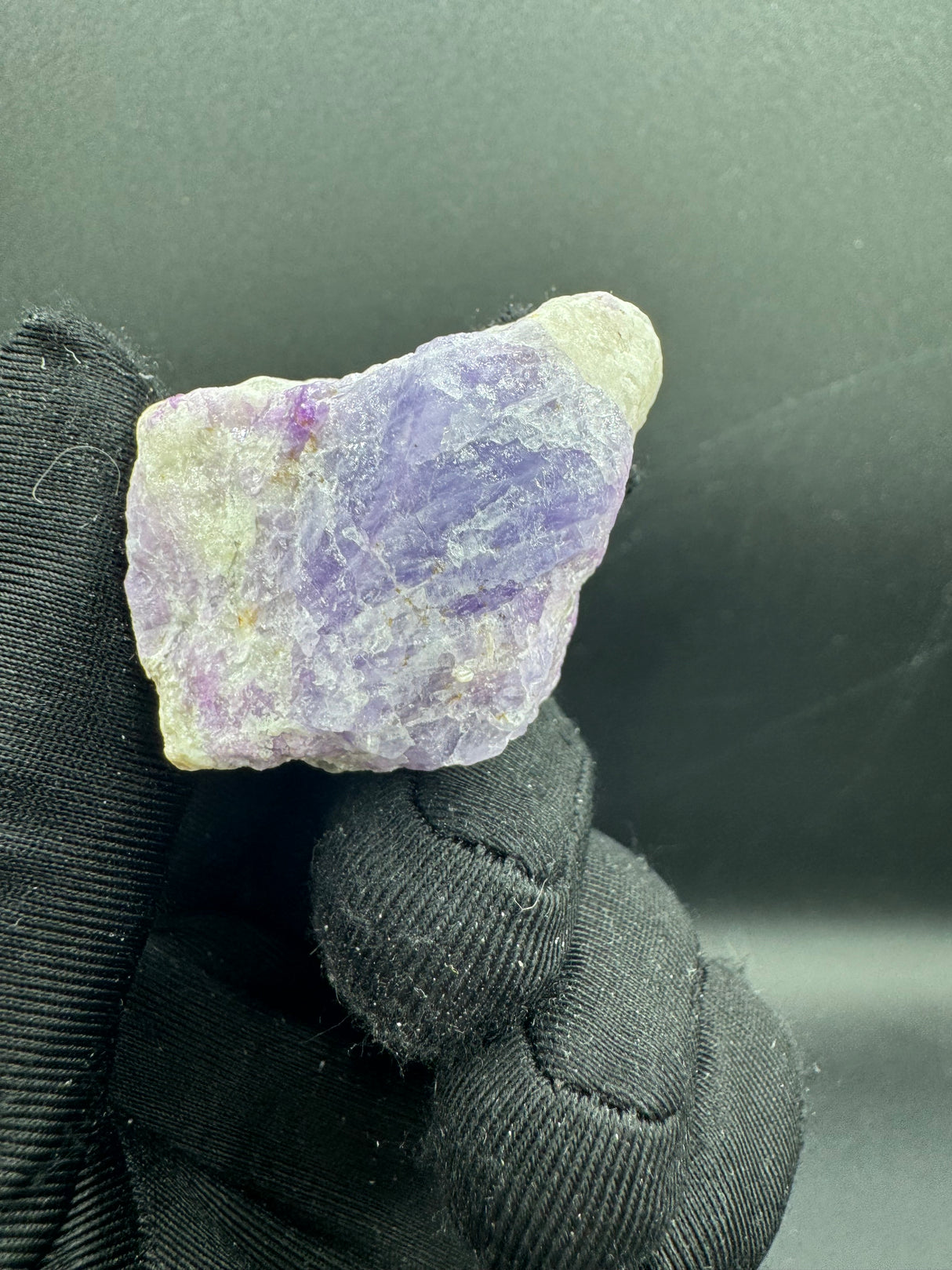 Hackmanite Specimen - 35g