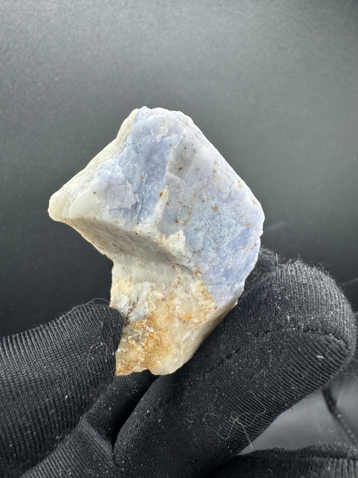 Hackmanite Specimen - 69g
