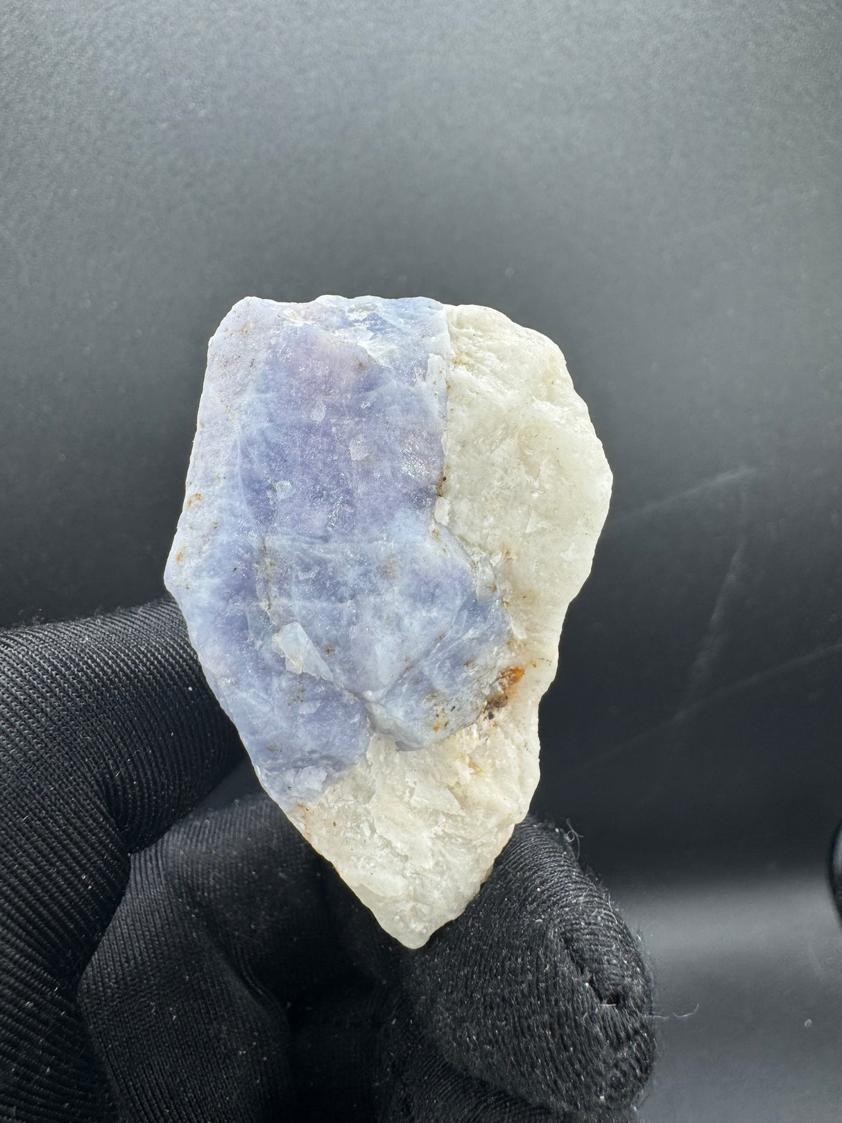 Hackmanite Specimen - 69g