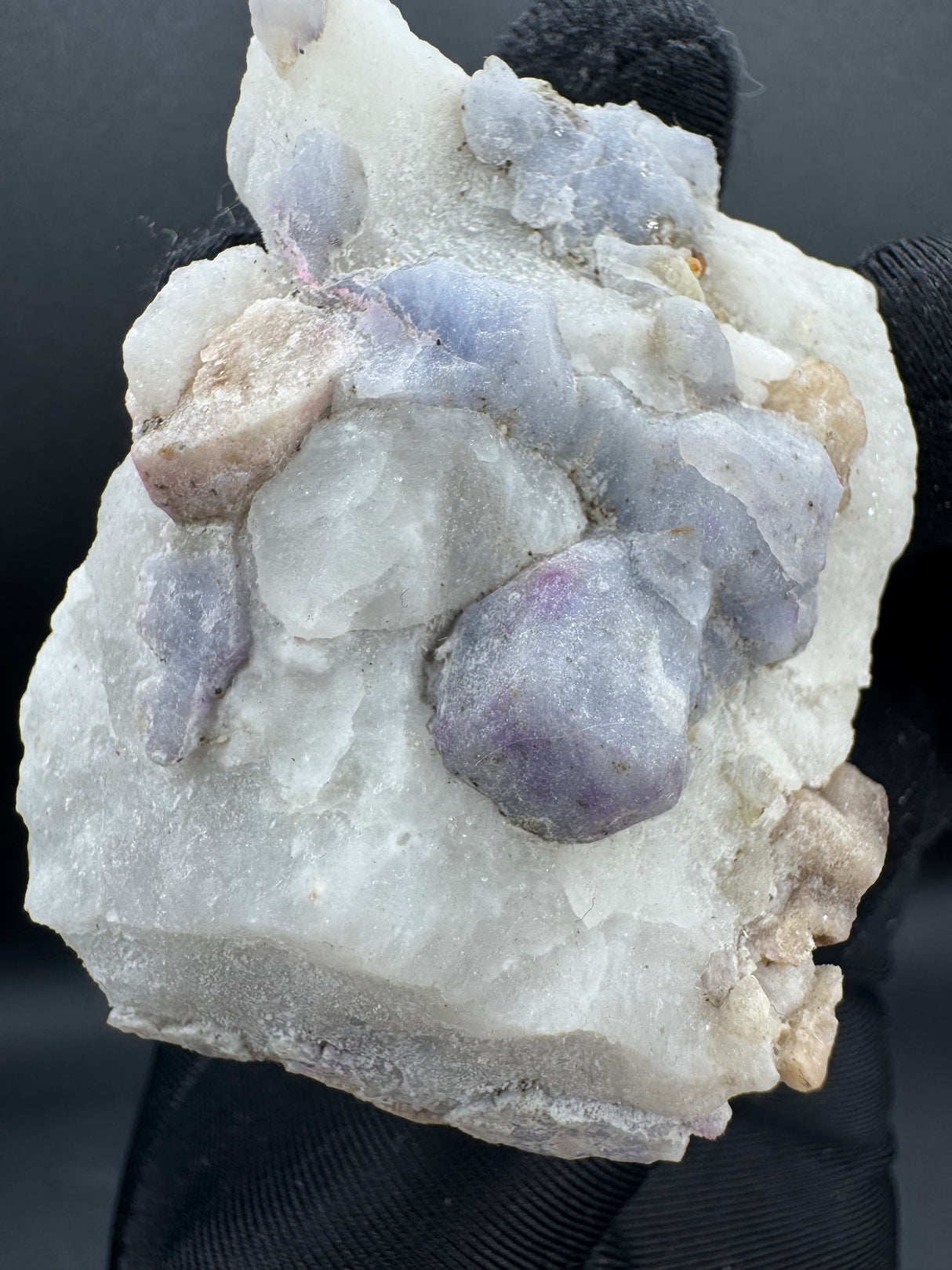 Hackmanite Specimen - 144g