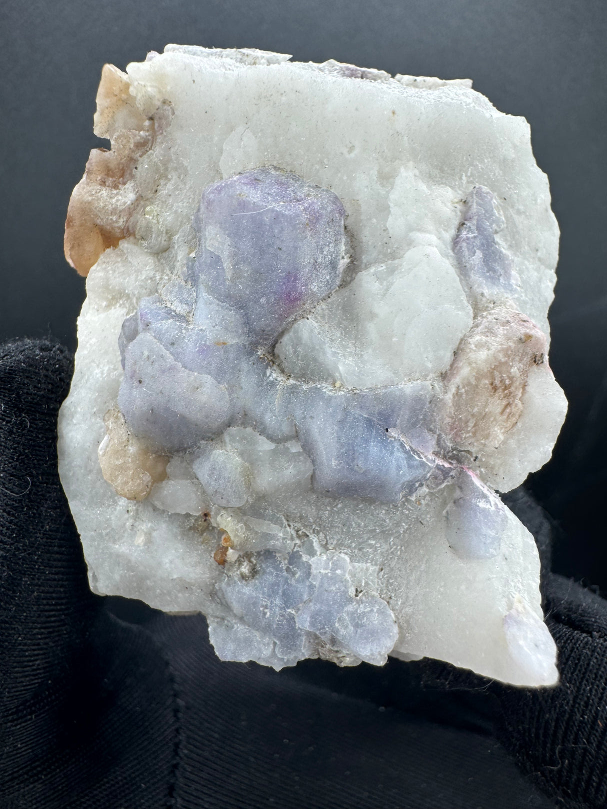 Hackmanite Specimen - 144g