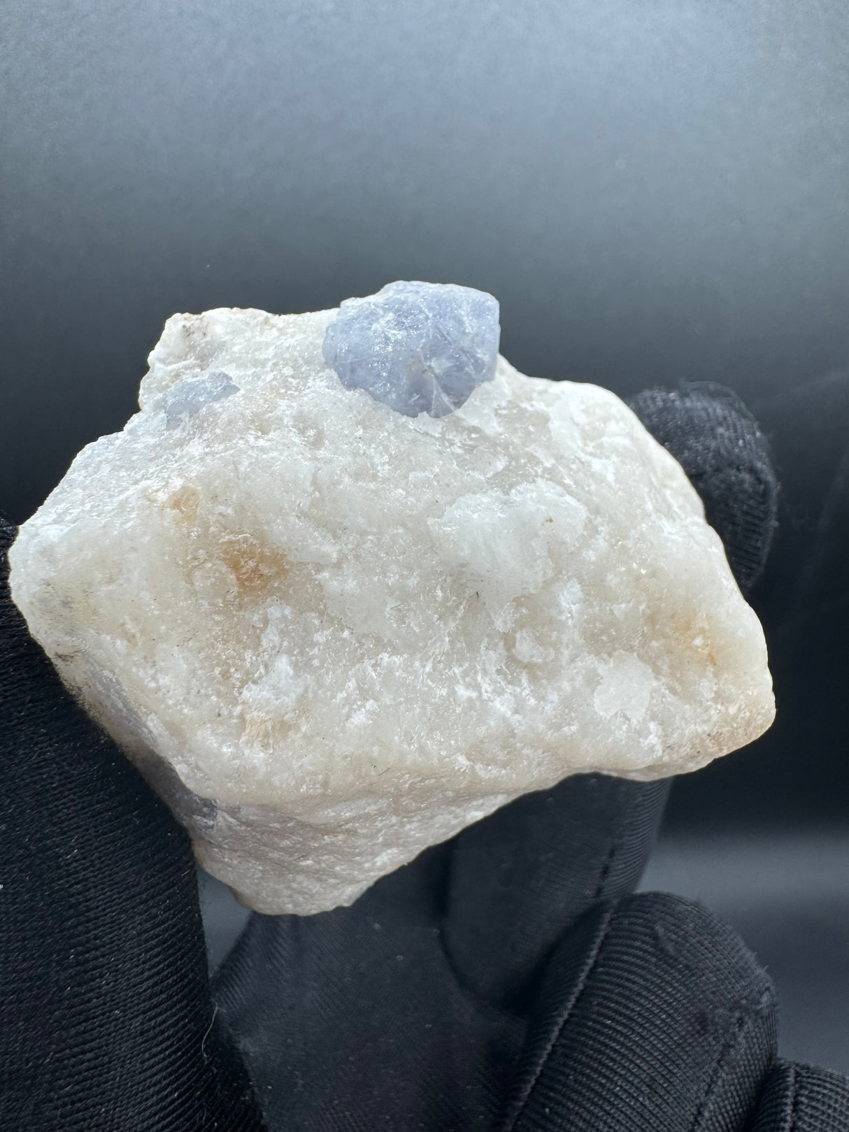 Hackmanite Specimen - 118g