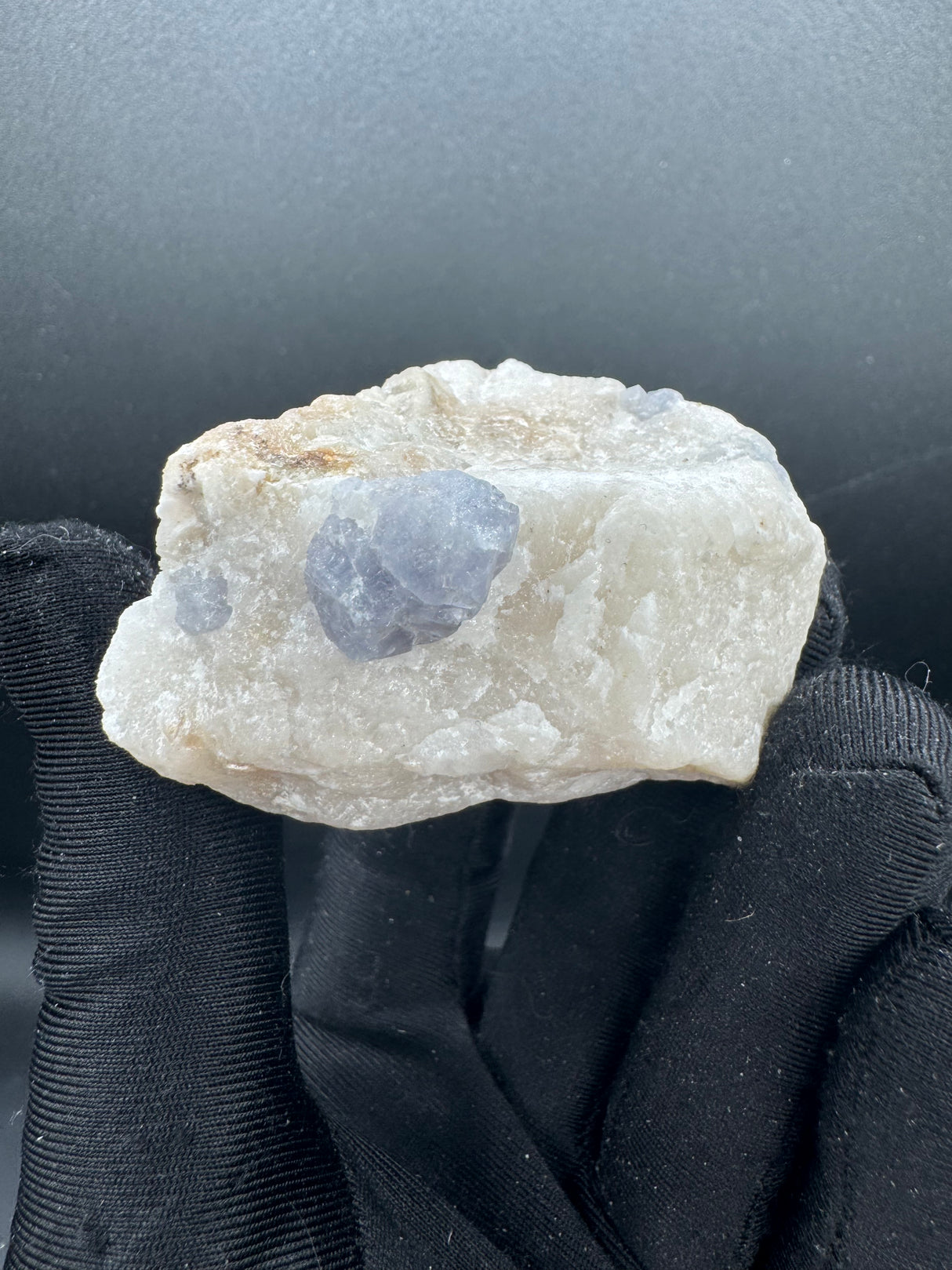 Hackmanite Specimen - 118g