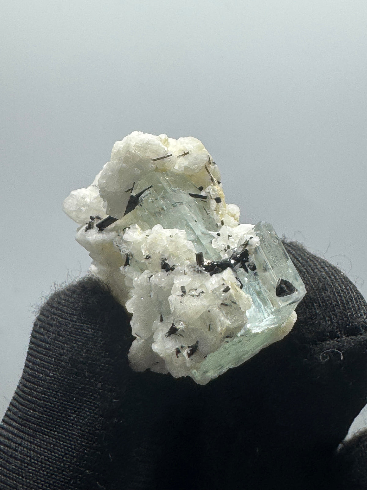Aquamarine Specimen - 15g