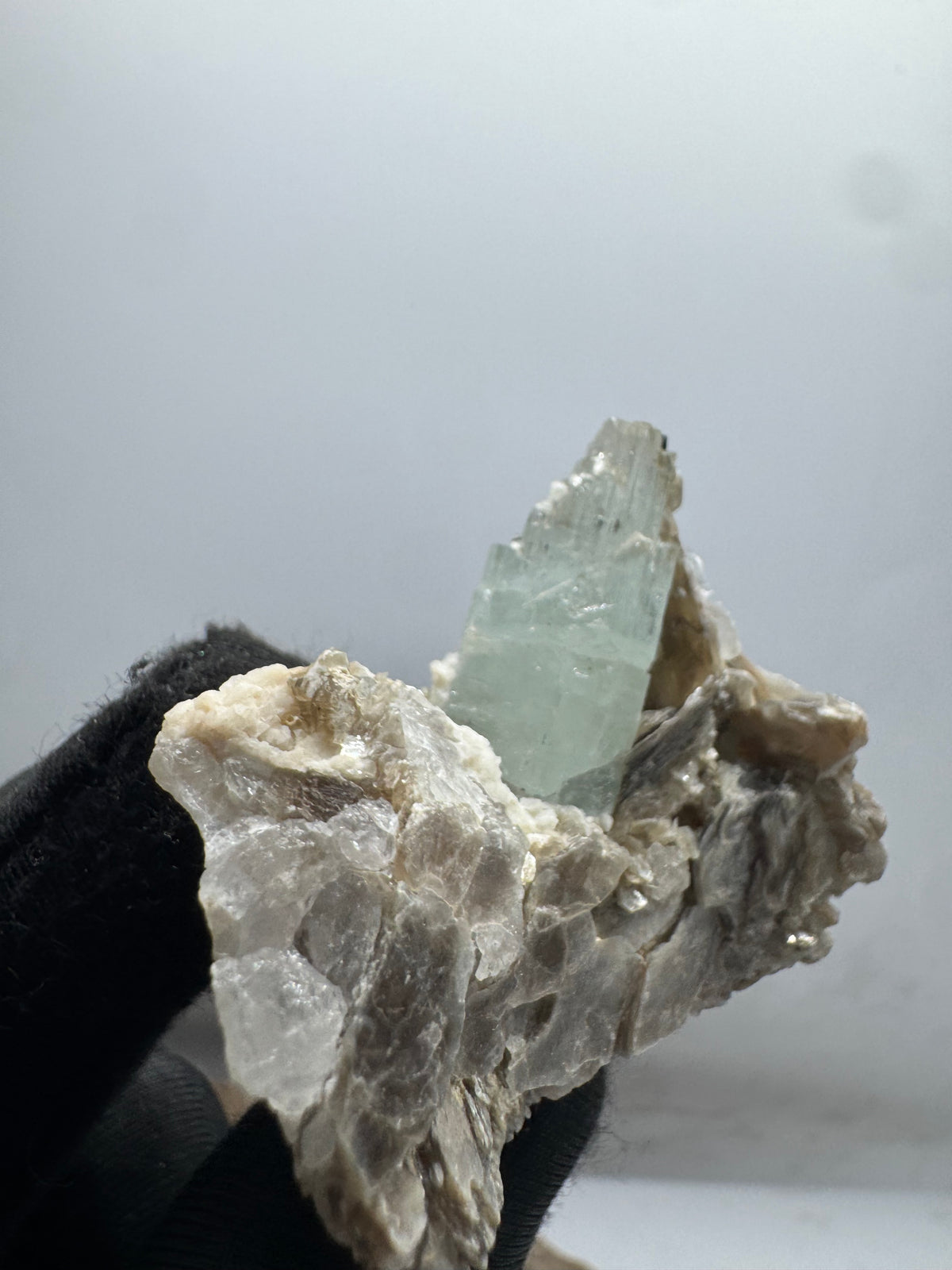 Aquamarine Specimen - 39g