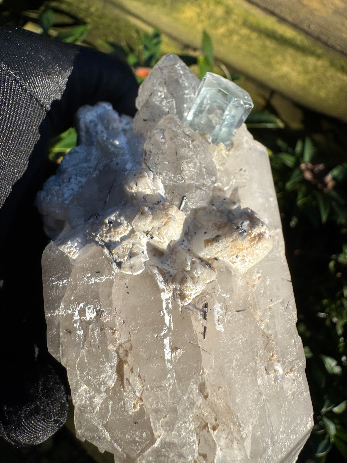 Aquamarine Specimen - 400g