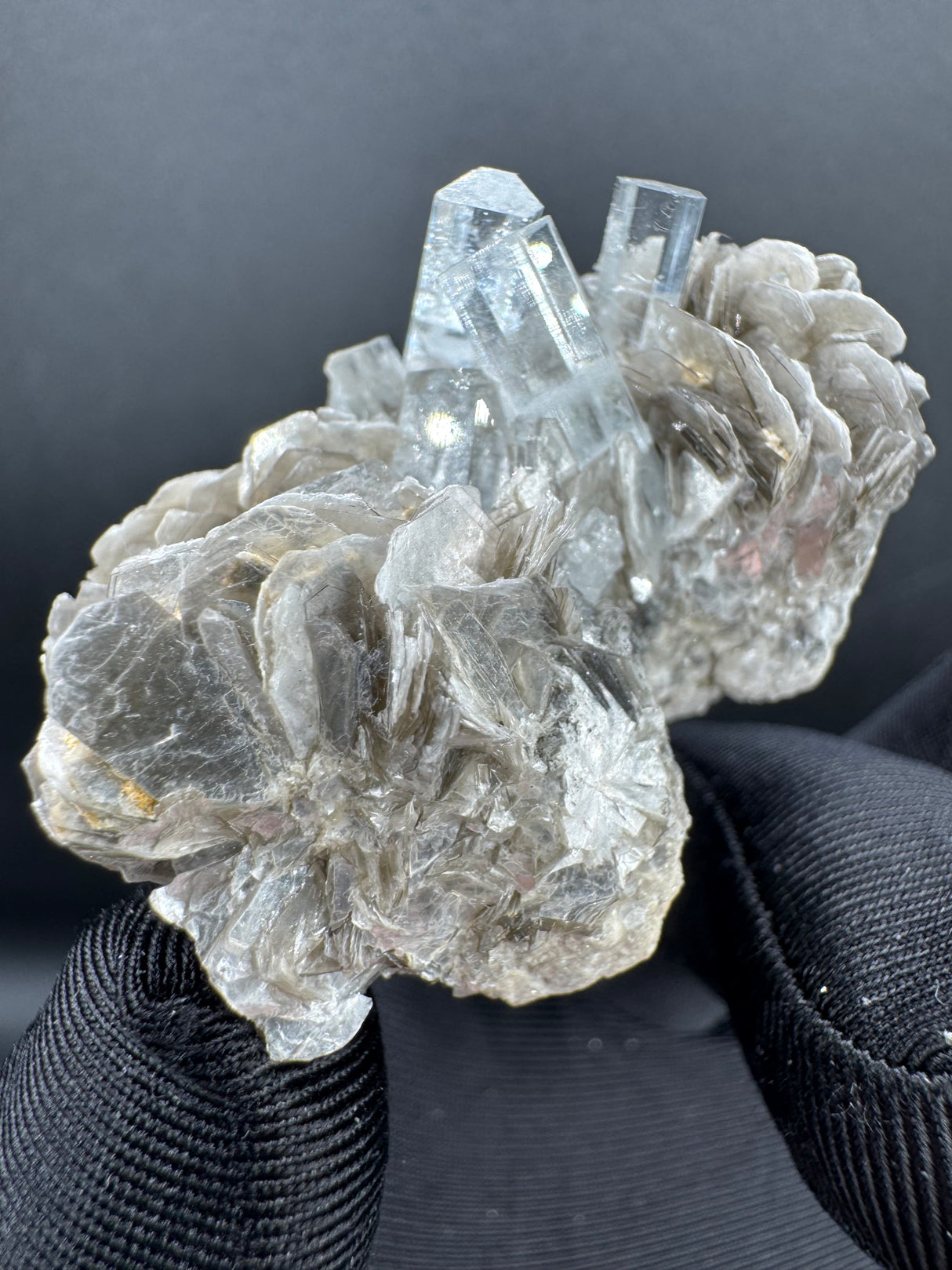 Aquamarine Specimen - 39g