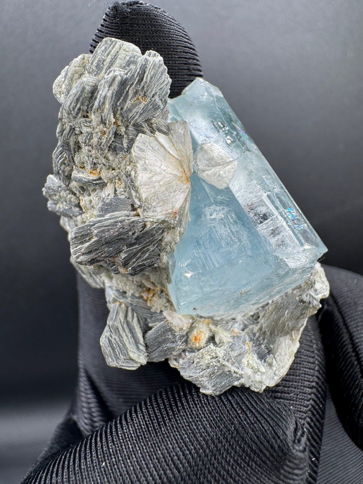 Aquamarine Specimen - 36g