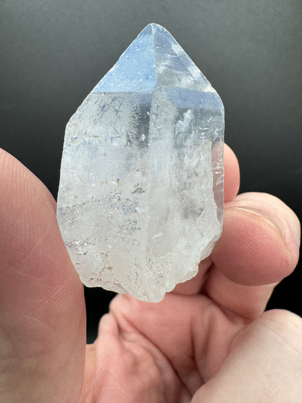 Dumortierite - 46.586g