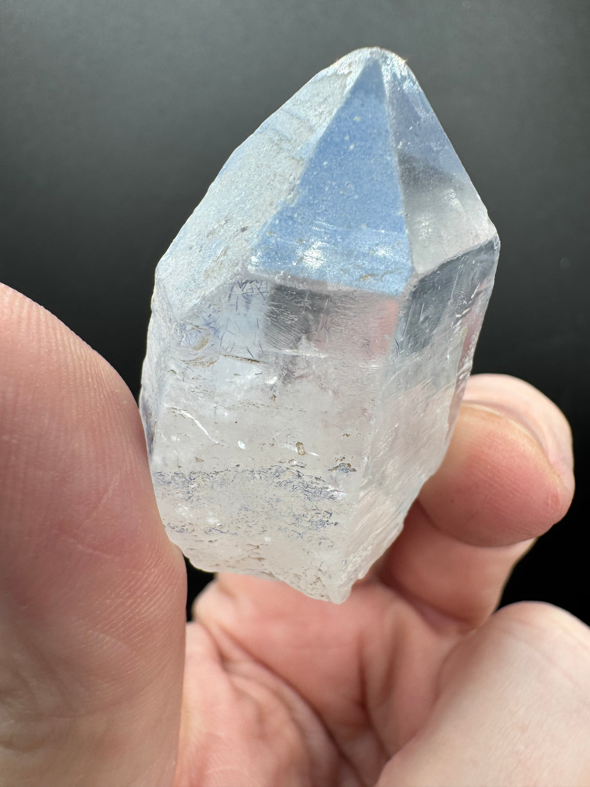 Dumortierite - 46.586g