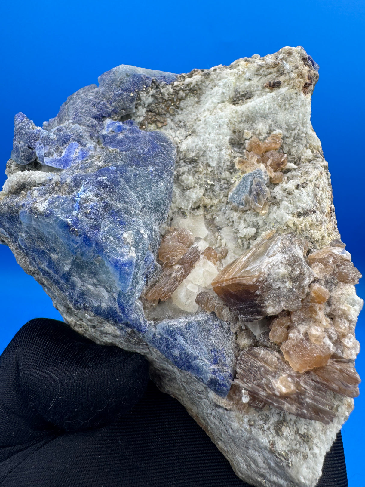 Lazurite Specimen - 1032g