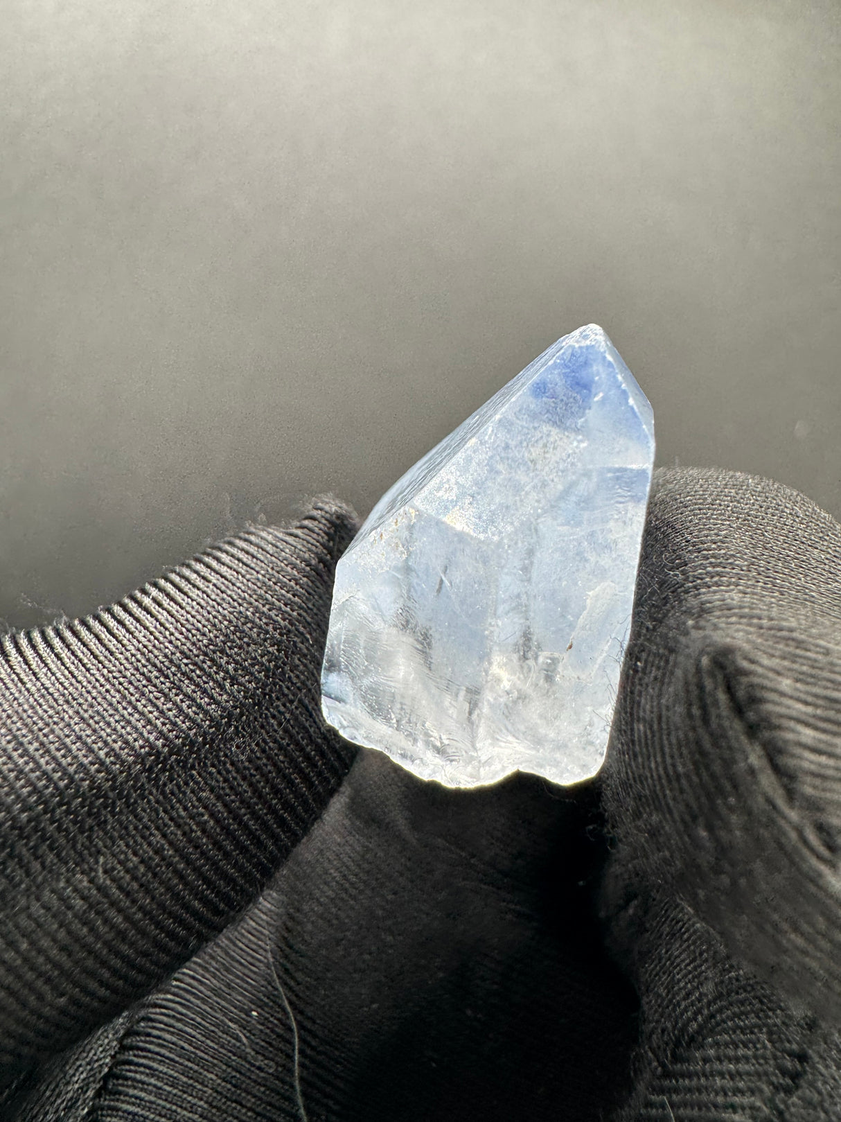 Dumortierite - 7.668g