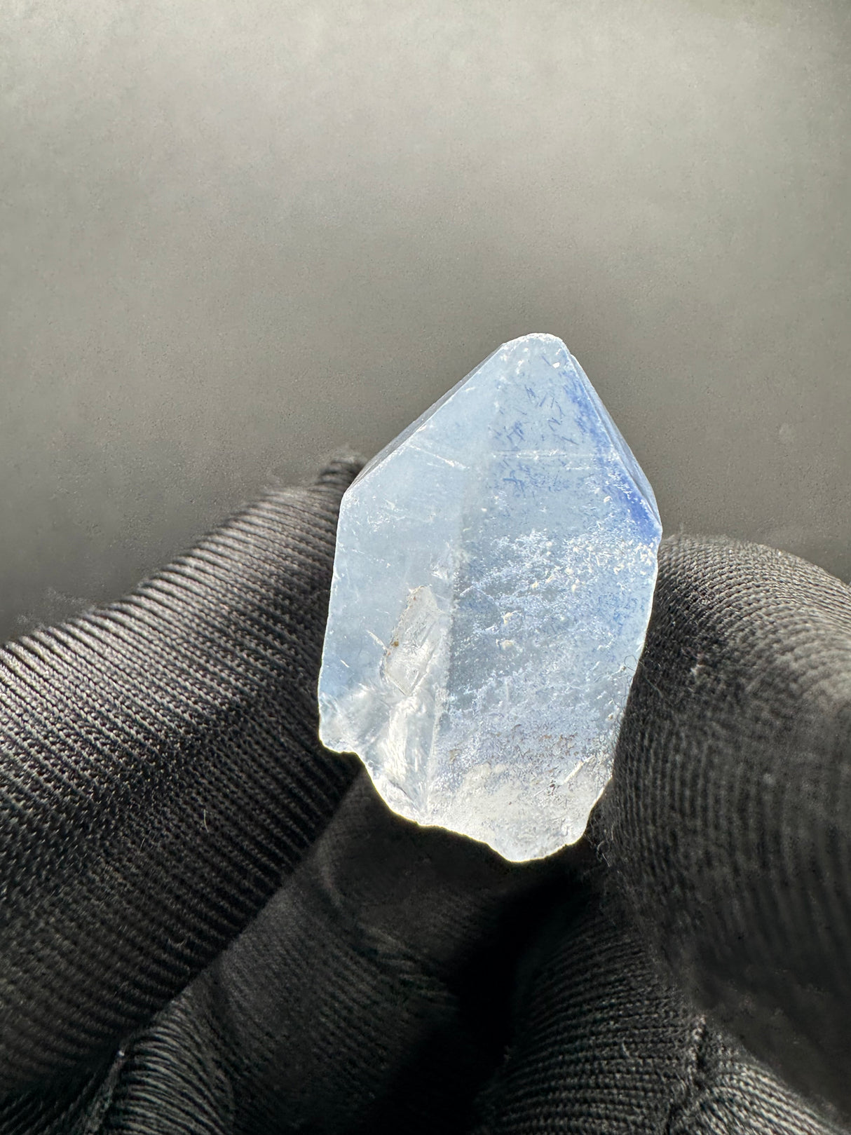 Dumortierite - 7.668g