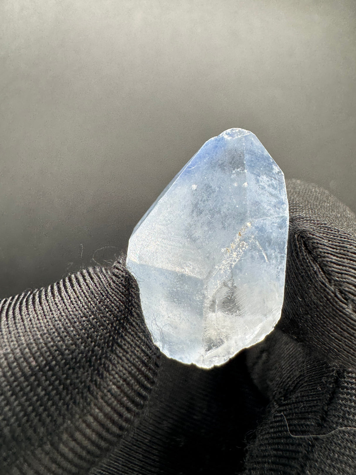 Dumortierite - 7.668g