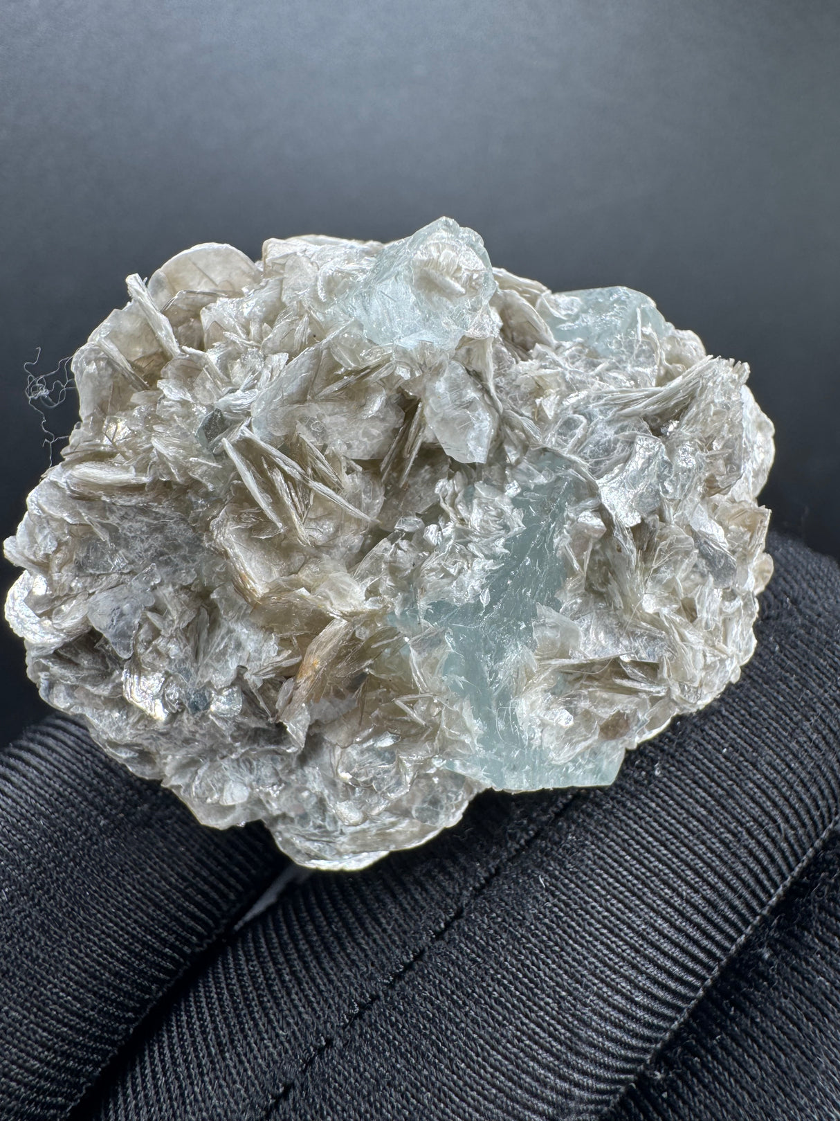 Aquamarine Specimen - 67g