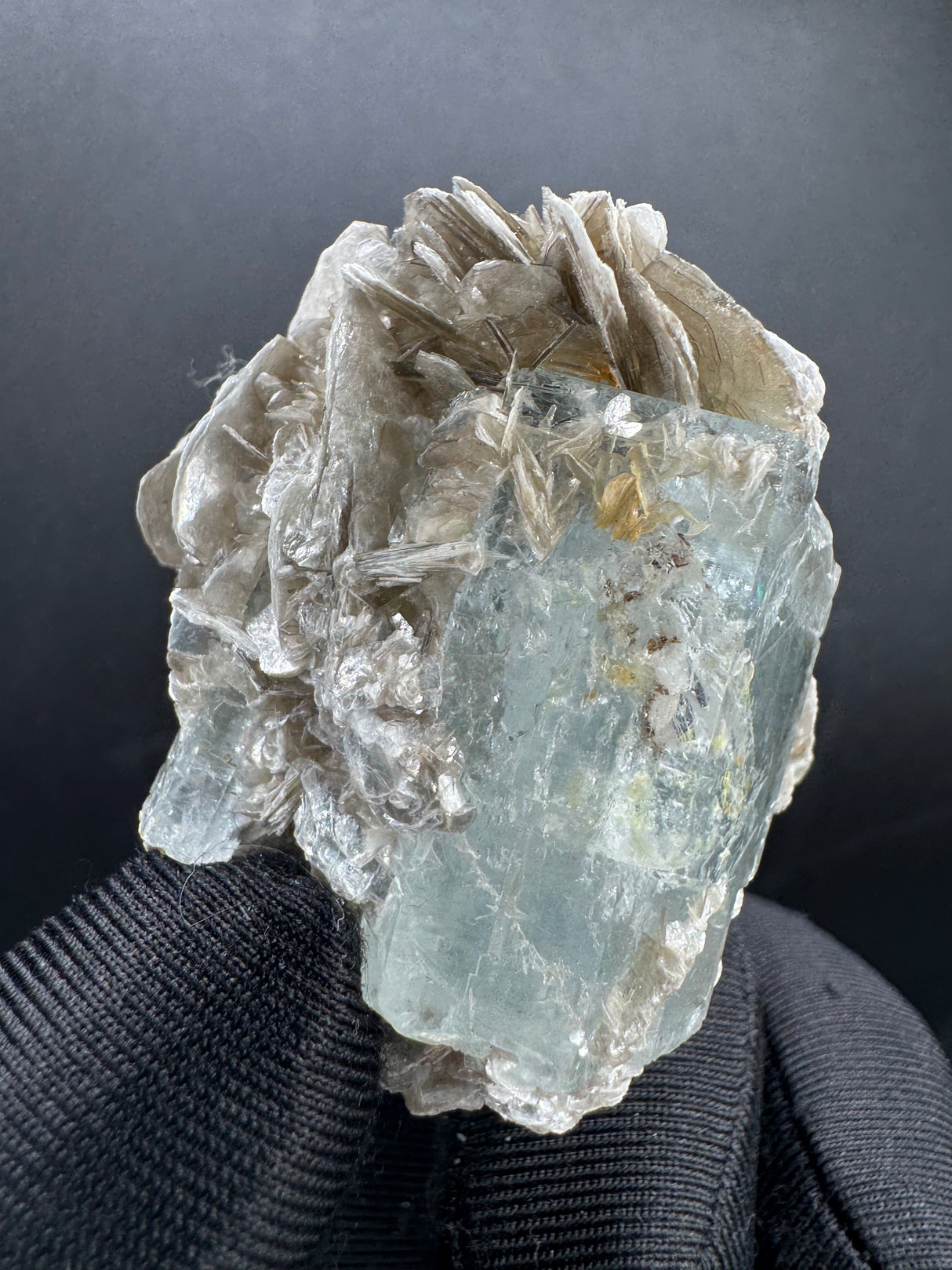 Aquamarine Specimen - 67g