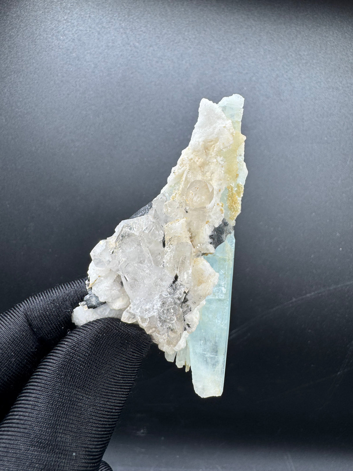 Aquamarine Specimen - 63g