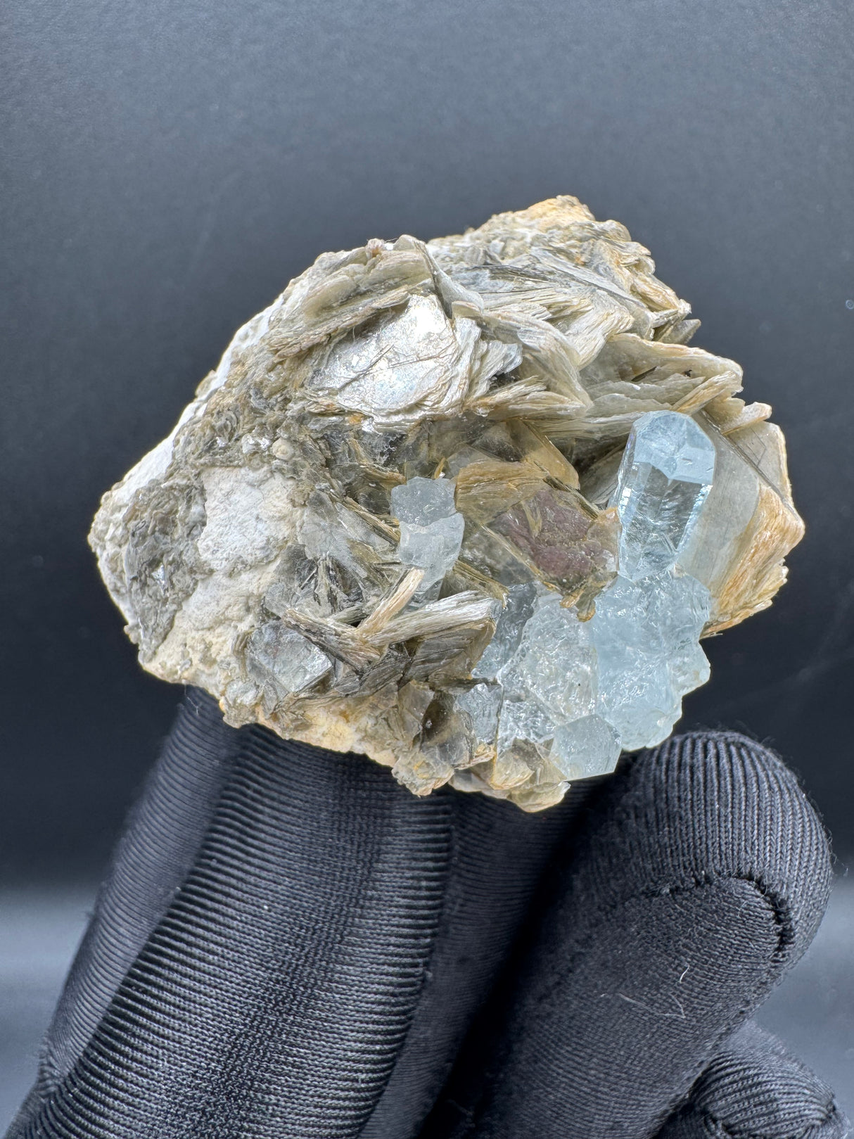 Aquamarine Specimen - 65g