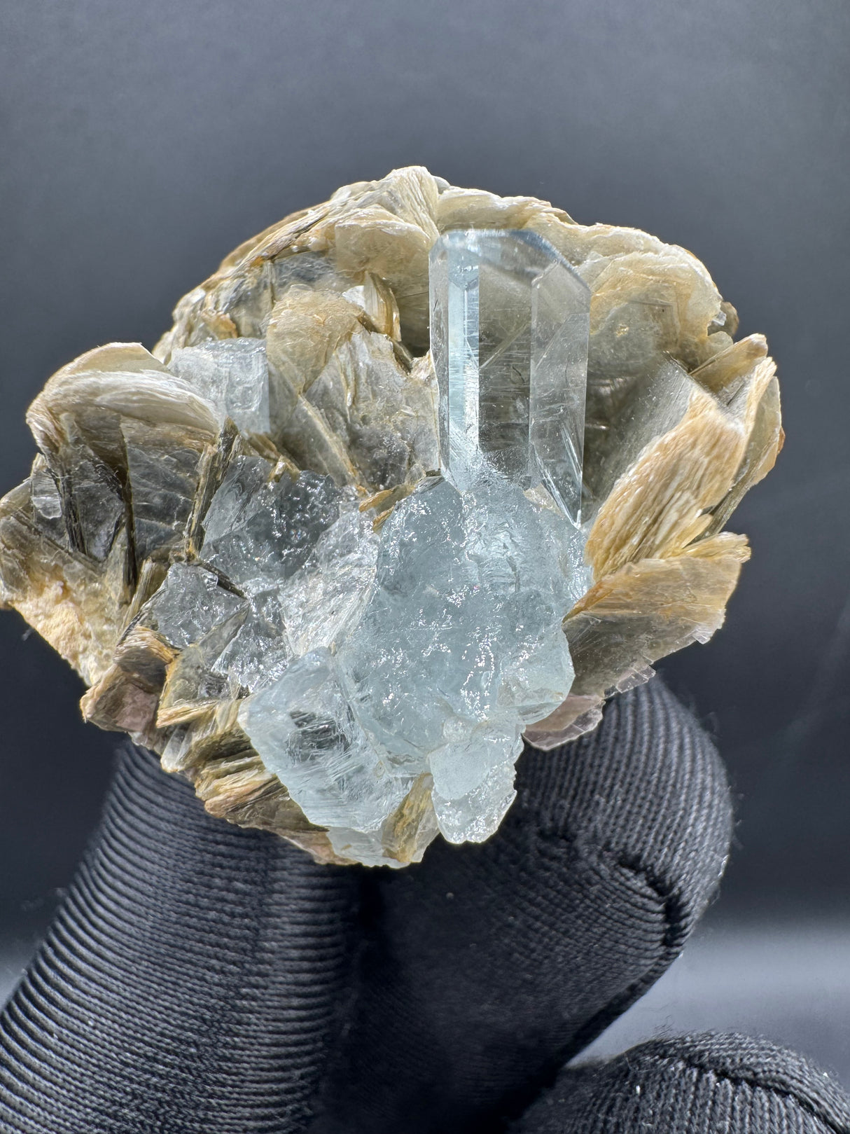 Aquamarine Specimen - 65g