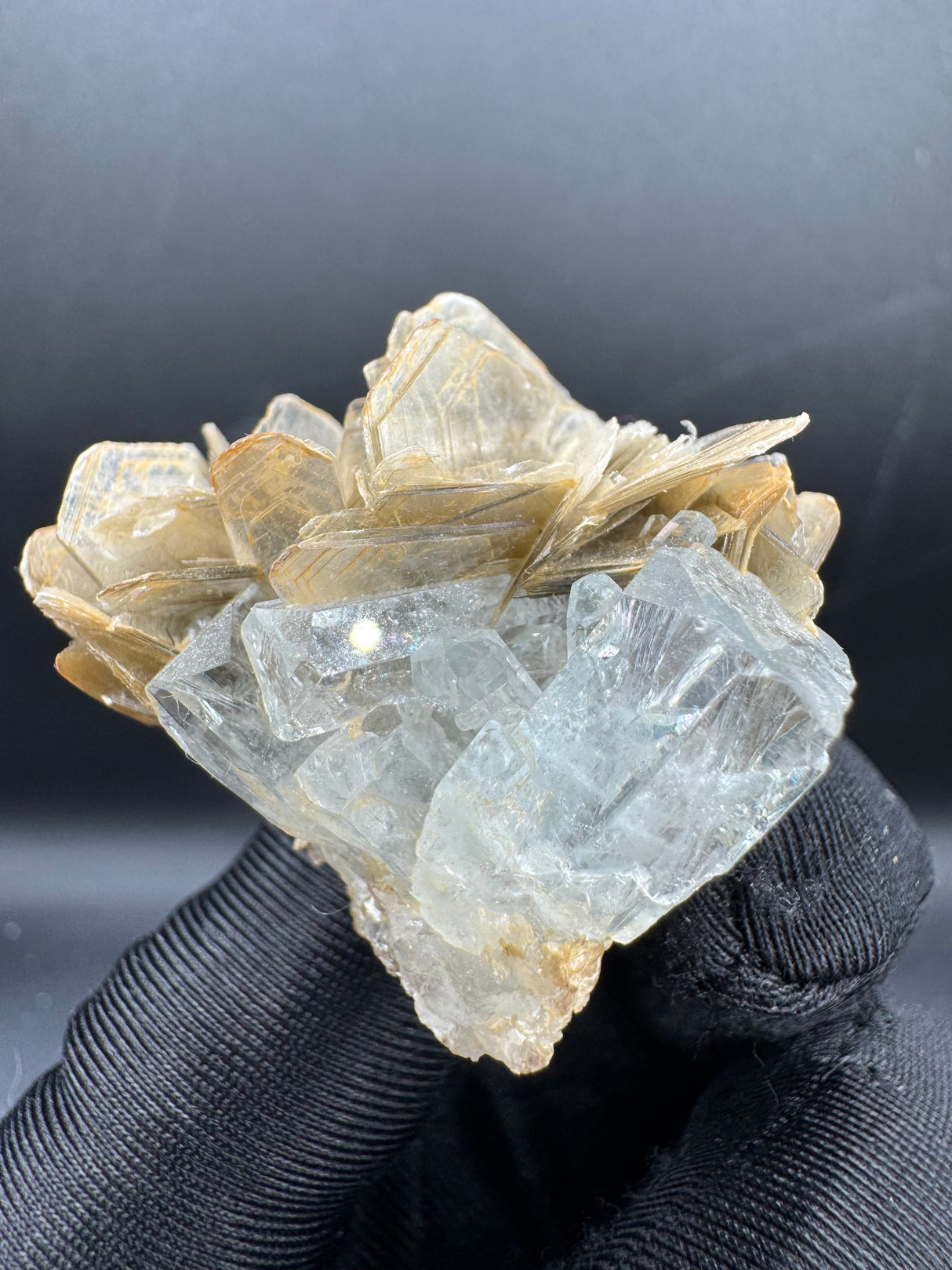 Aquamarine Specimen - 26g
