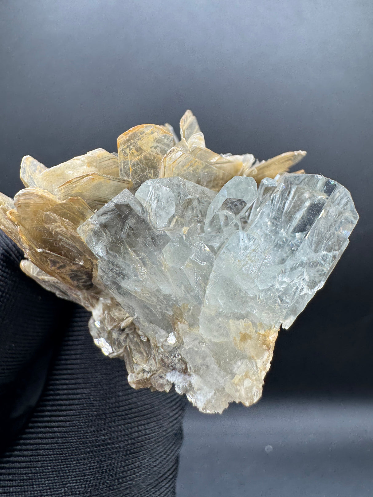 Aquamarine Specimen - 26g