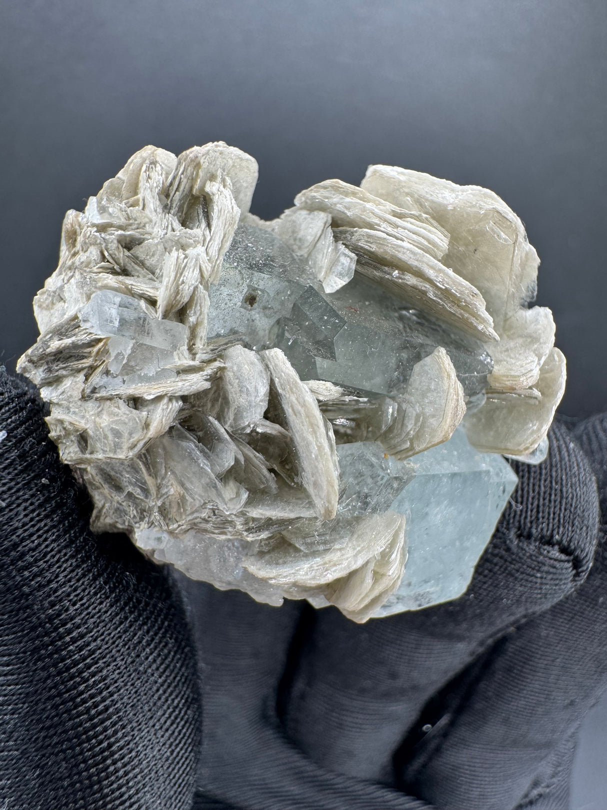 Aquamarine Specimen - 25g