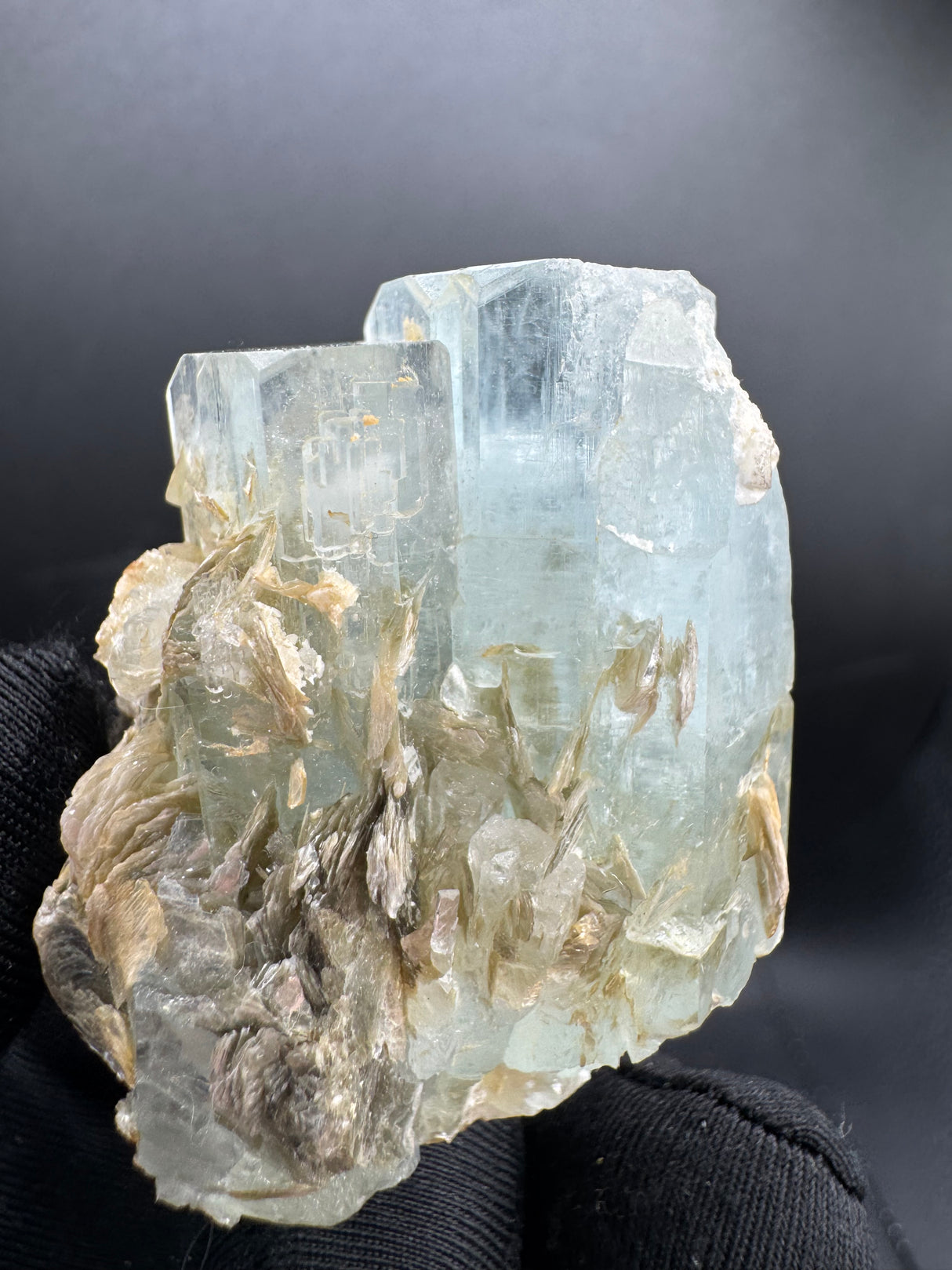 Aquamarine Specimen - 73g