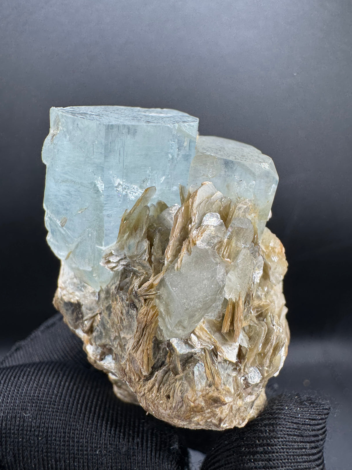 Aquamarine Specimen - 73g