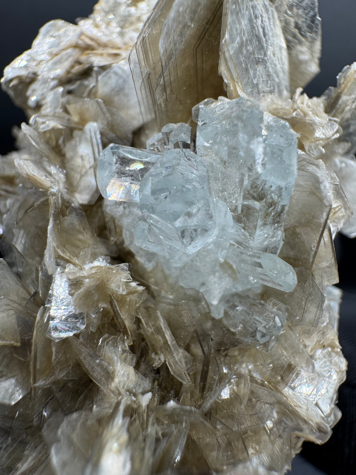 Aquamarine Specimen - 85g