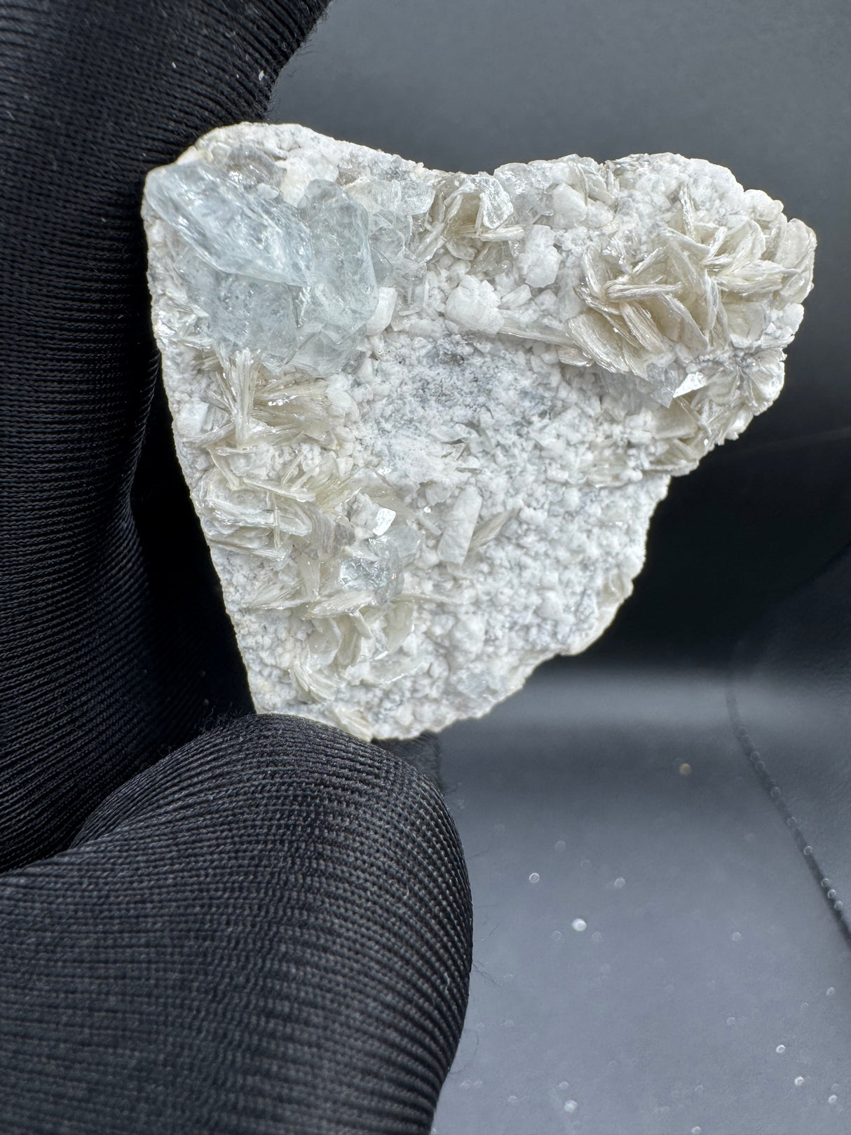 Aquamarine Specimen - 57g