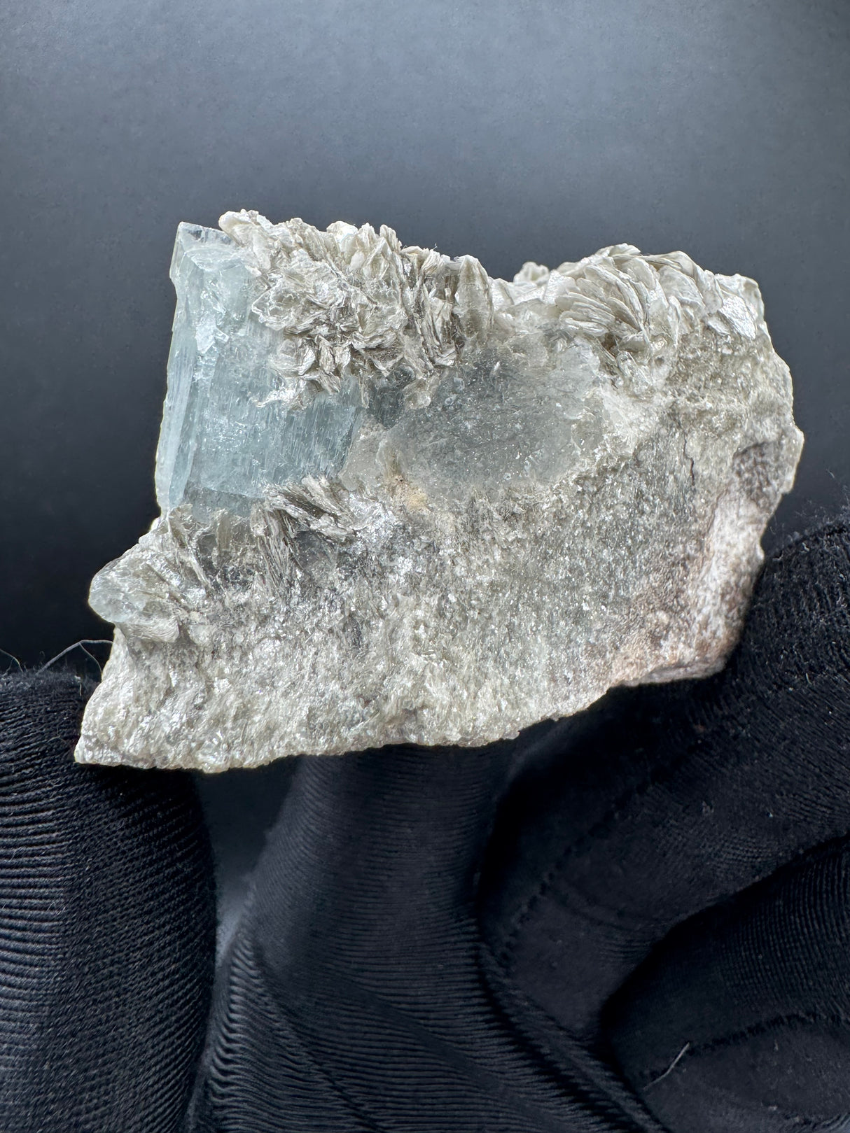Aquamarine Specimen - 94g