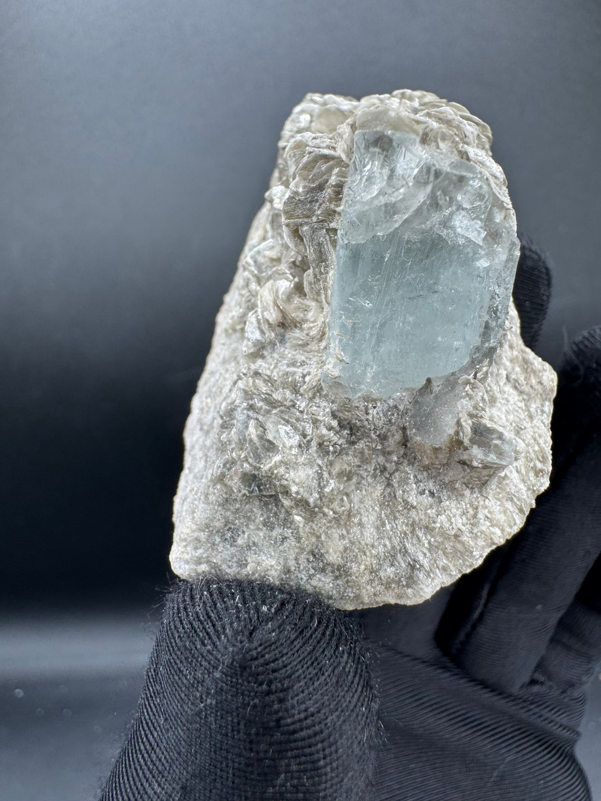 Aquamarine Specimen - 94g