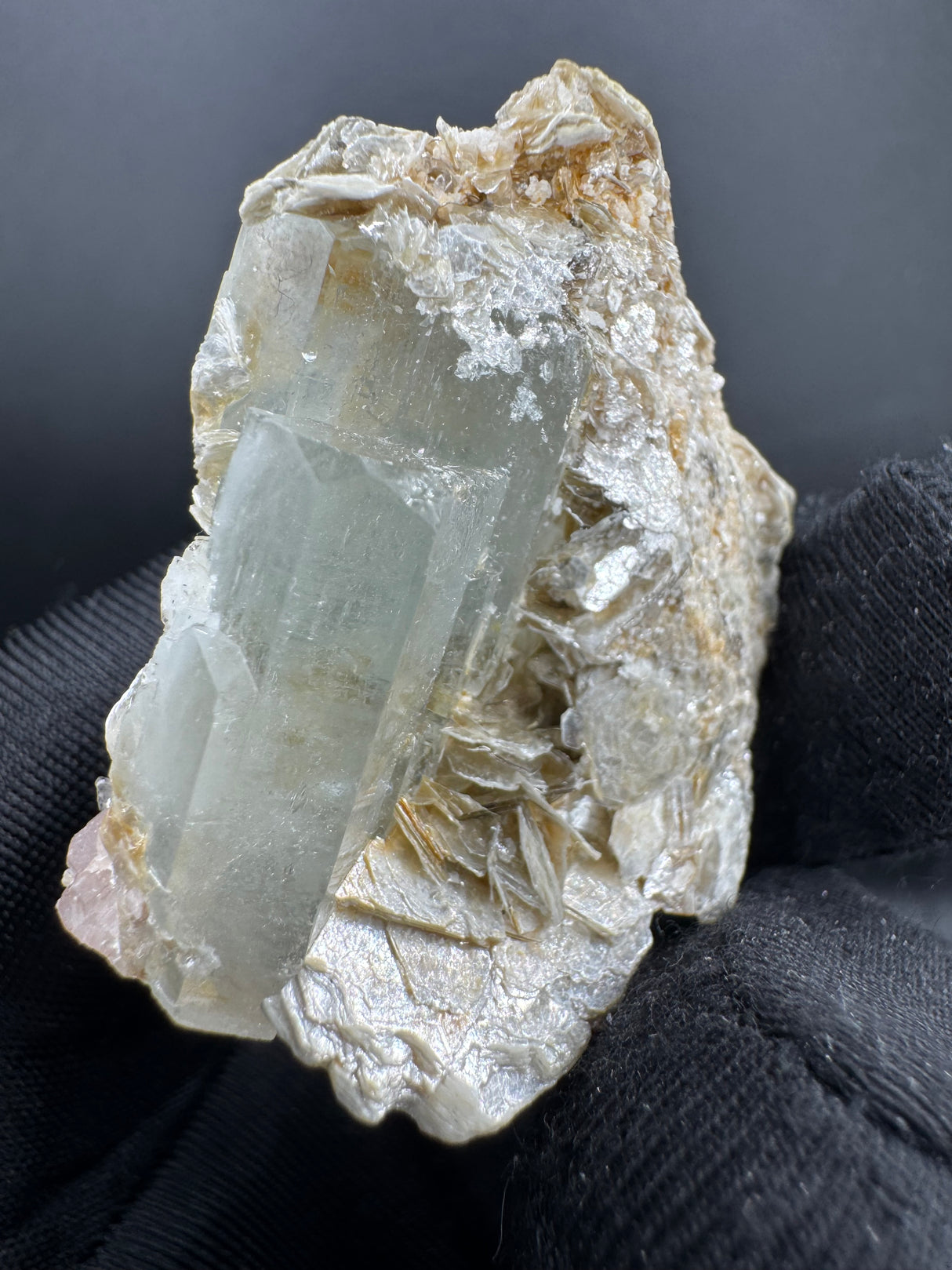 Aquamarine Specimen - 36g