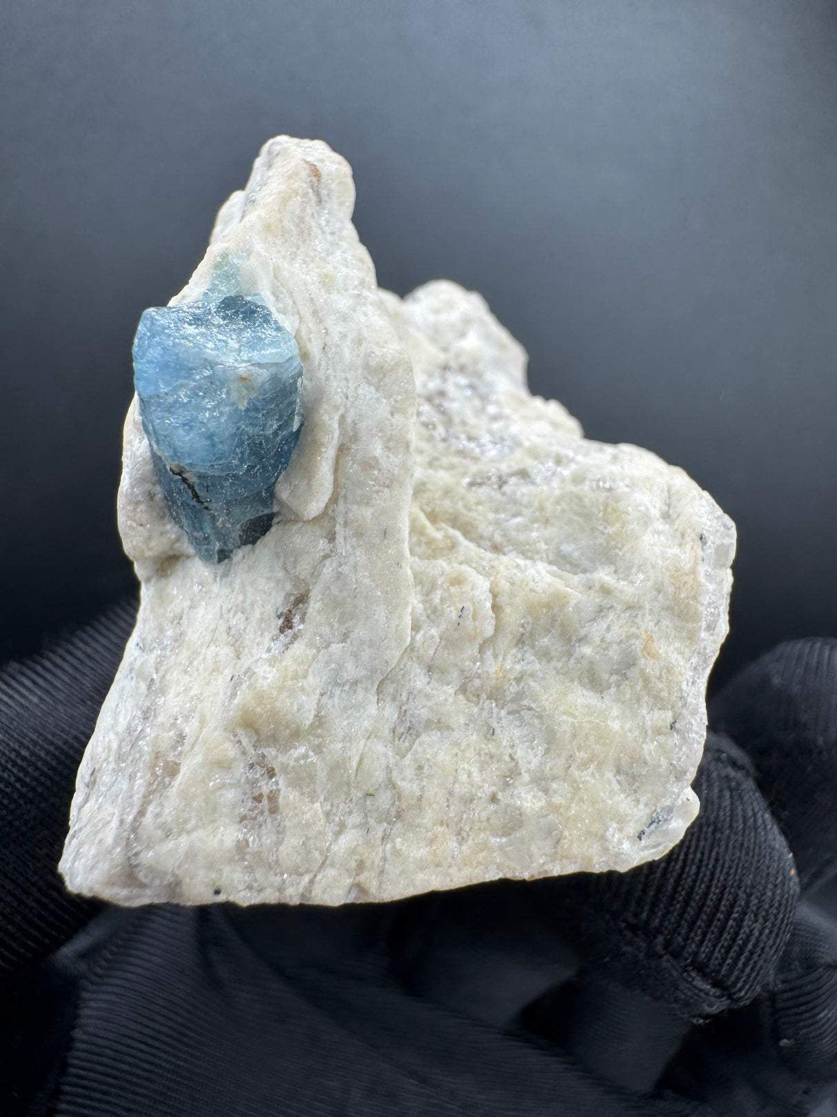 Aquamarine Specimen - 59g