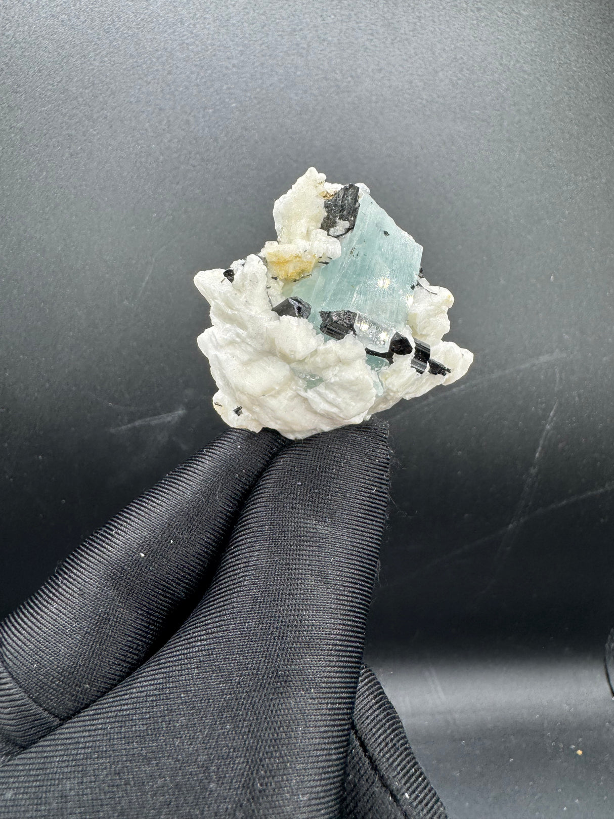 Aquamarine Specimen - 38g