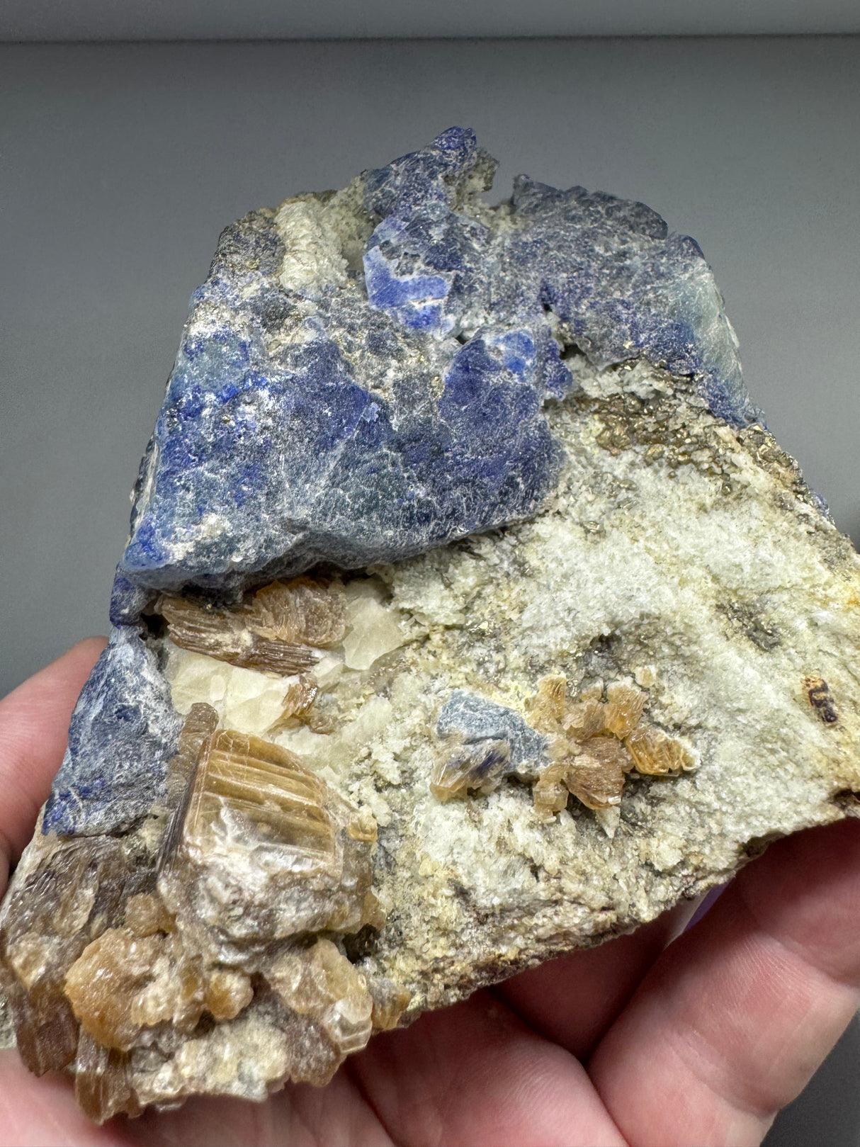 Lazurite Specimen - 1032g